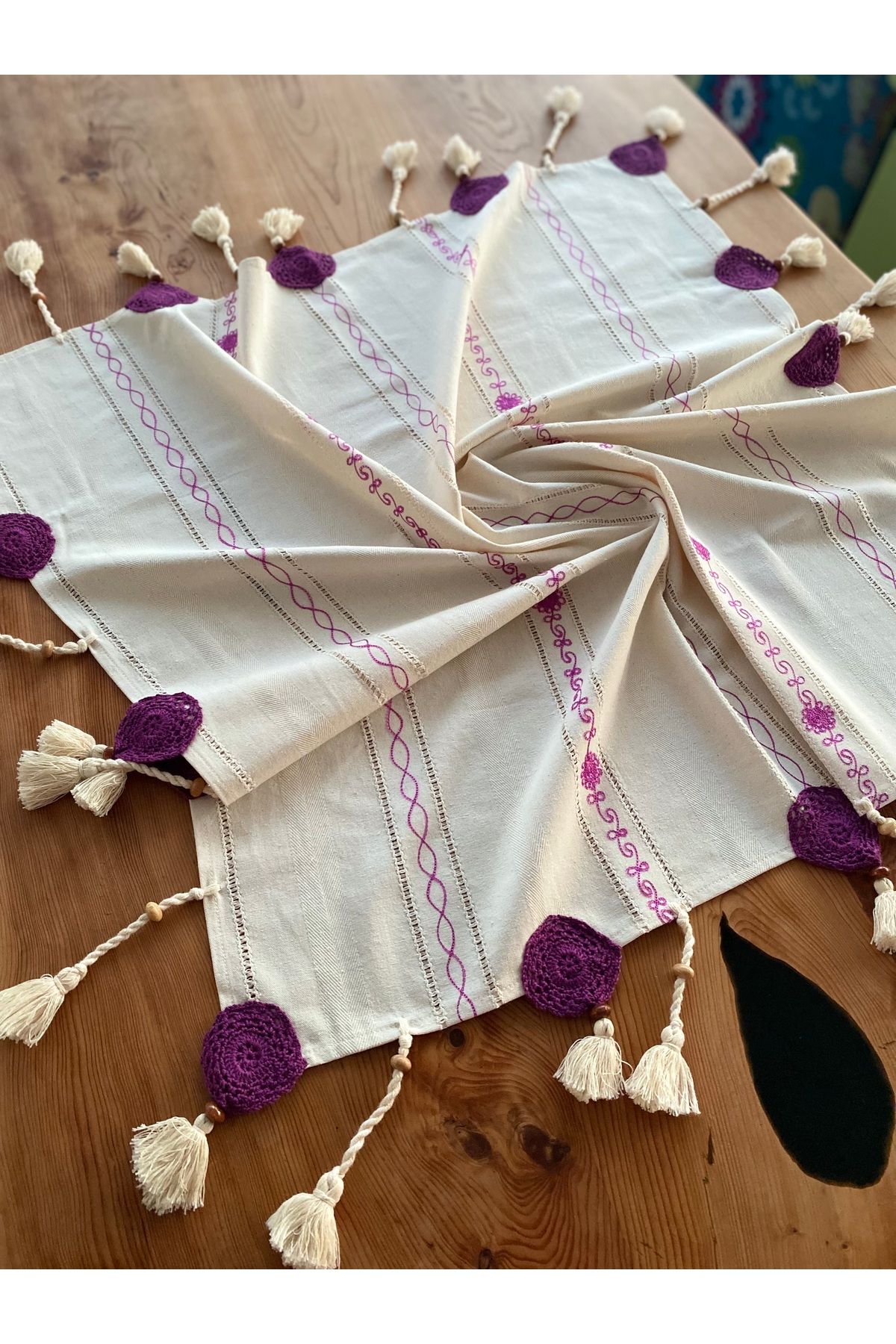 bohemian buldan Ajurlu El İşi Motif Dantelli İpek İşlemeli Masa Örtüsü