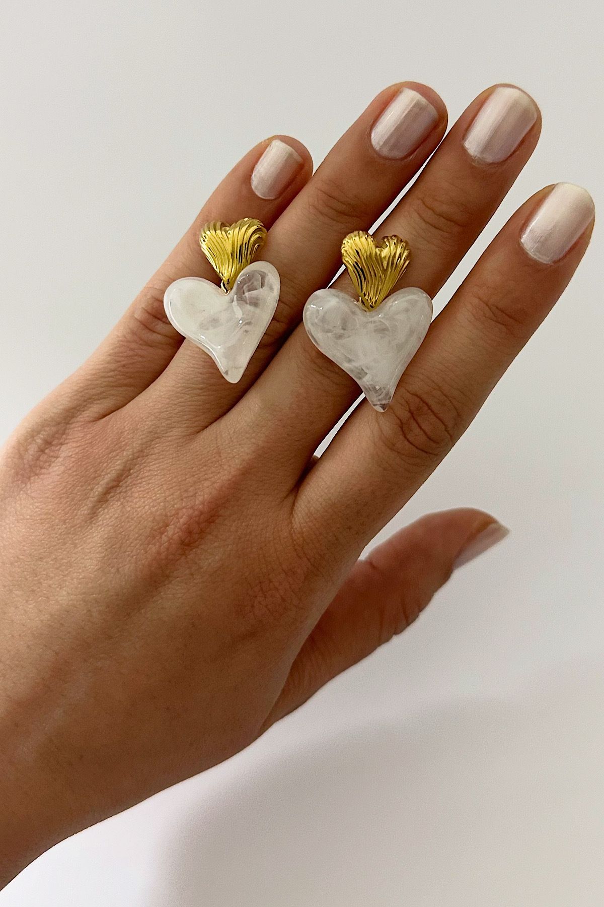 DELEIZA ACCESSORY Çelik Gold Beyaz Kalp Taş Detaylı Küpe