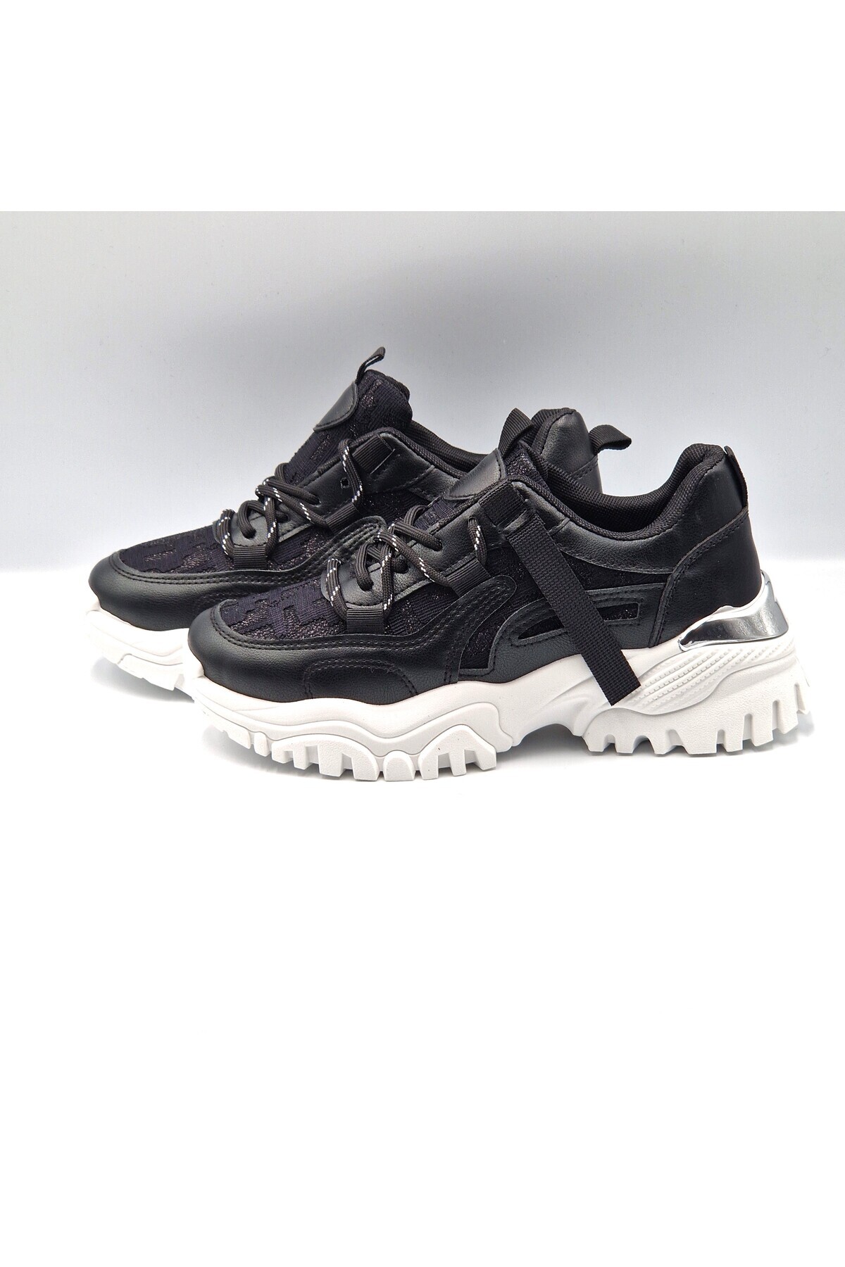 Seastar-Sneakers dama low-top cu detalii stralucitoare 6