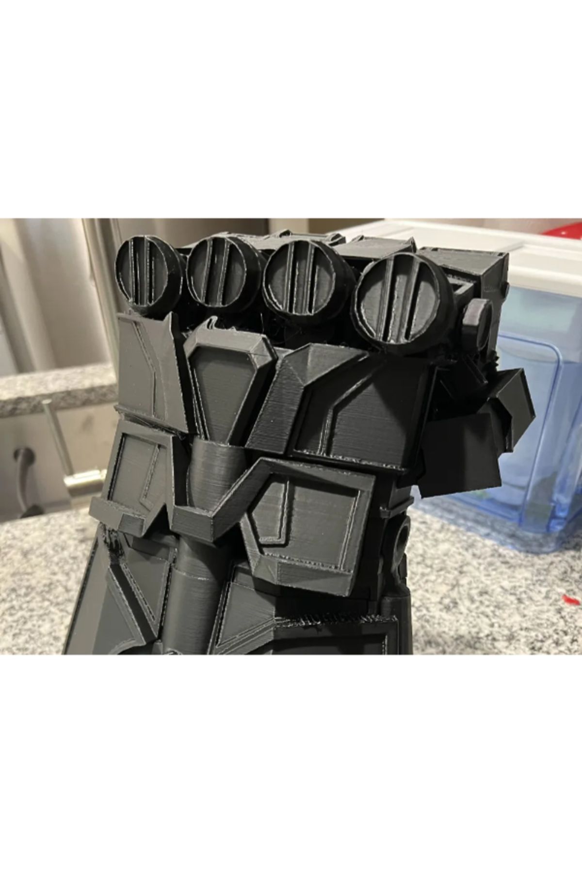 NOMOTHETIC Vi Atlas Fists – Detaylı Bileklik ve Eldiven Modeli