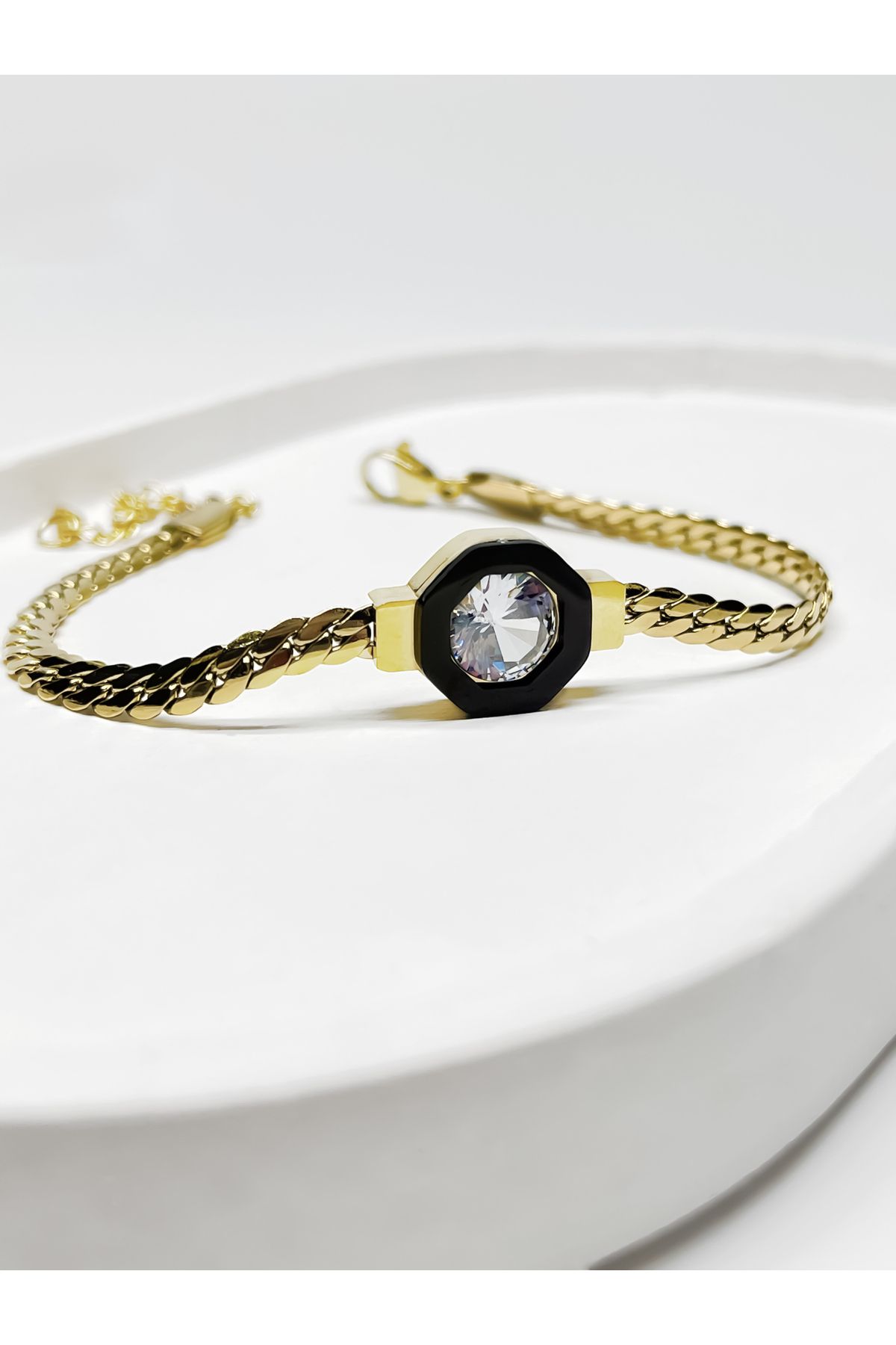 RABİA AKINCI BY NOURA İstanbul Gold Siyah Mineli Taş Detaylı Bague Marka Bileklik