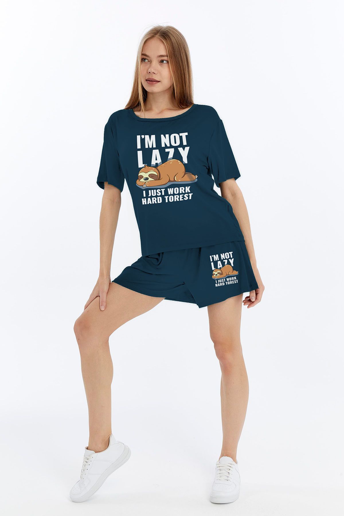 MYFORA Sevimli Tembel Hayvan Desenli Kadın Şortlu Pijama Takımı
