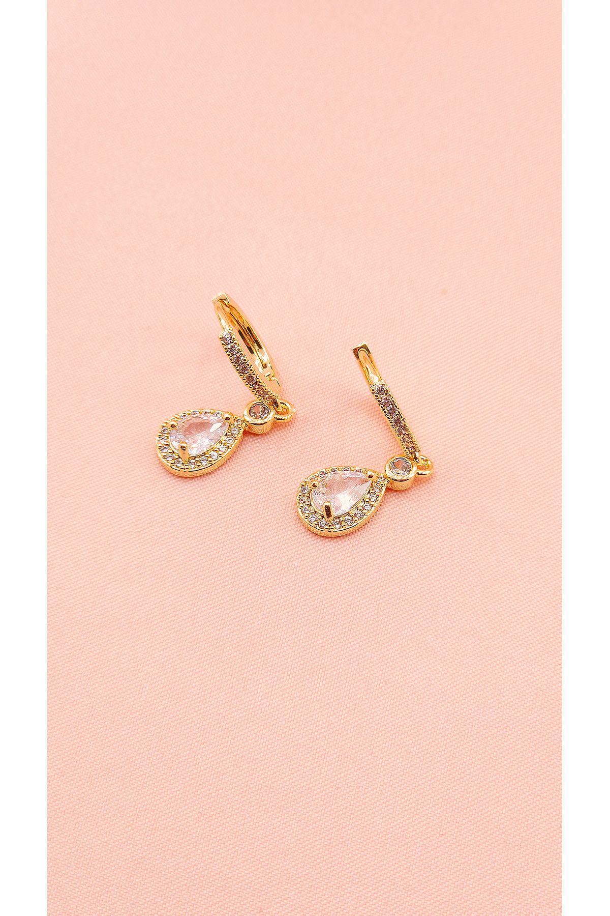 luree accessories Damla Motifli Taşlı Çelik Küpe
