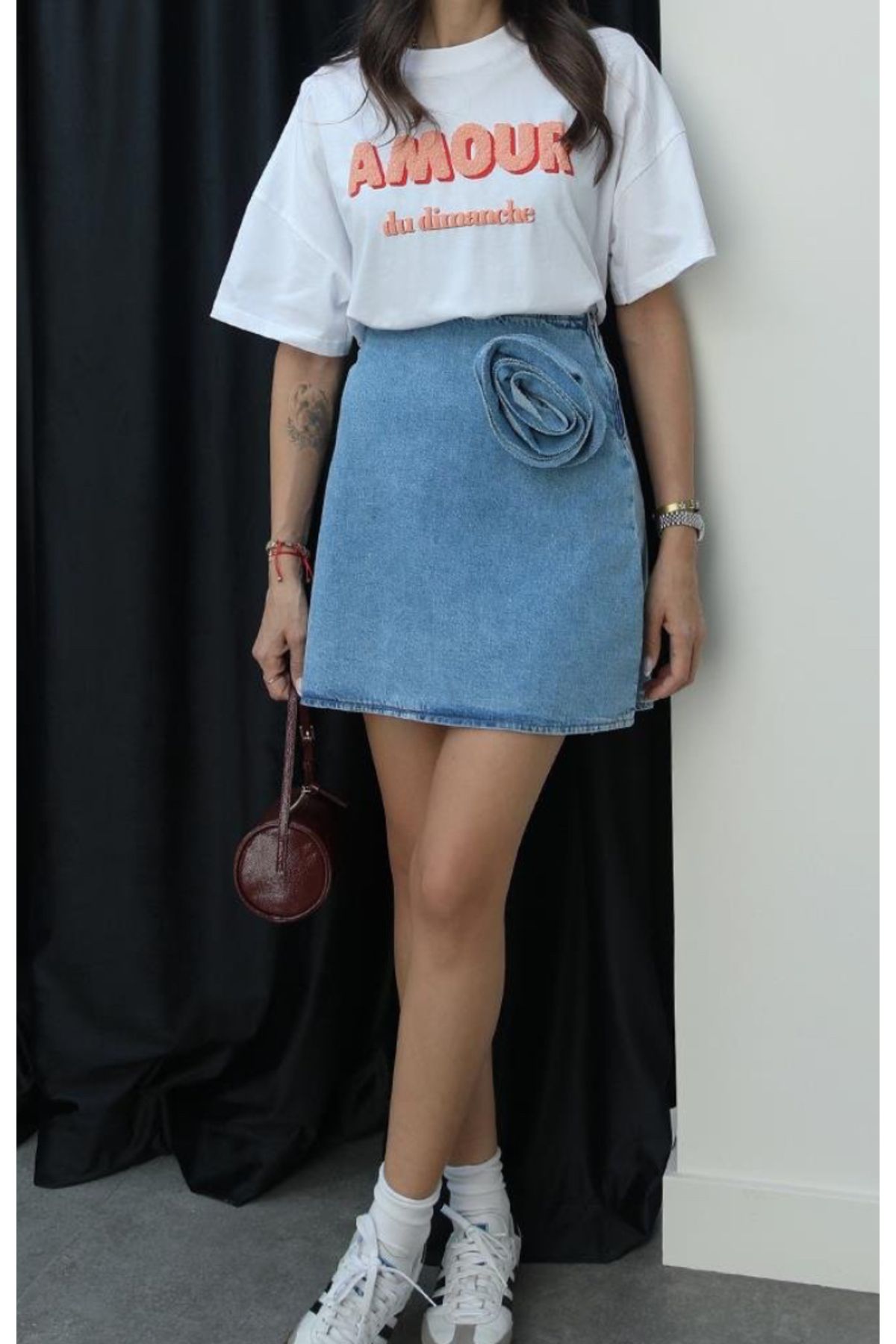 NK Gül Detay Broşlu Kot Denim Etek