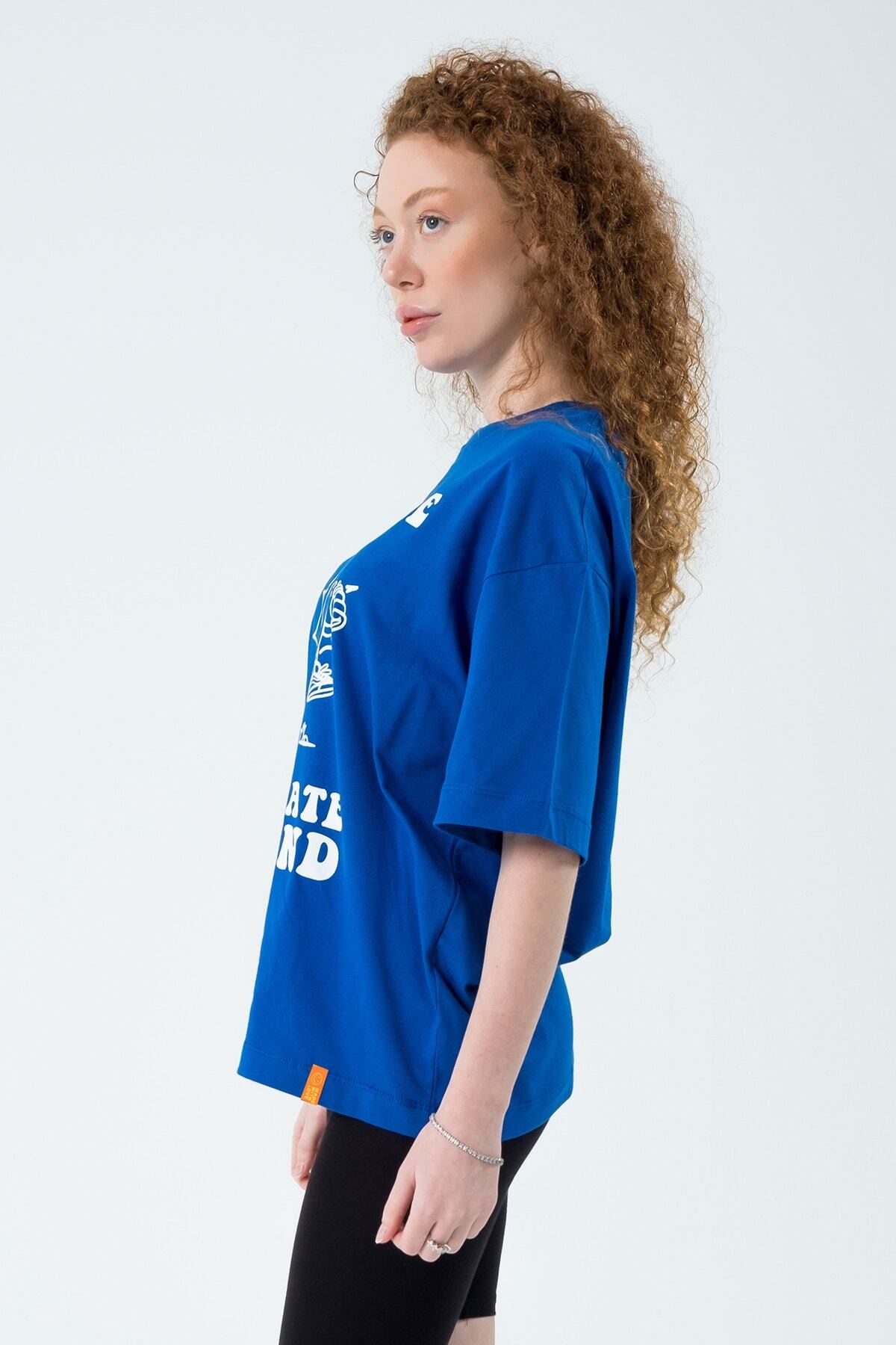 Eazy Co-Eazy Saks Blue Sunshine Unisex Extra Oversize εμπριμέ κοντομάνικο μπλουζάκι 3