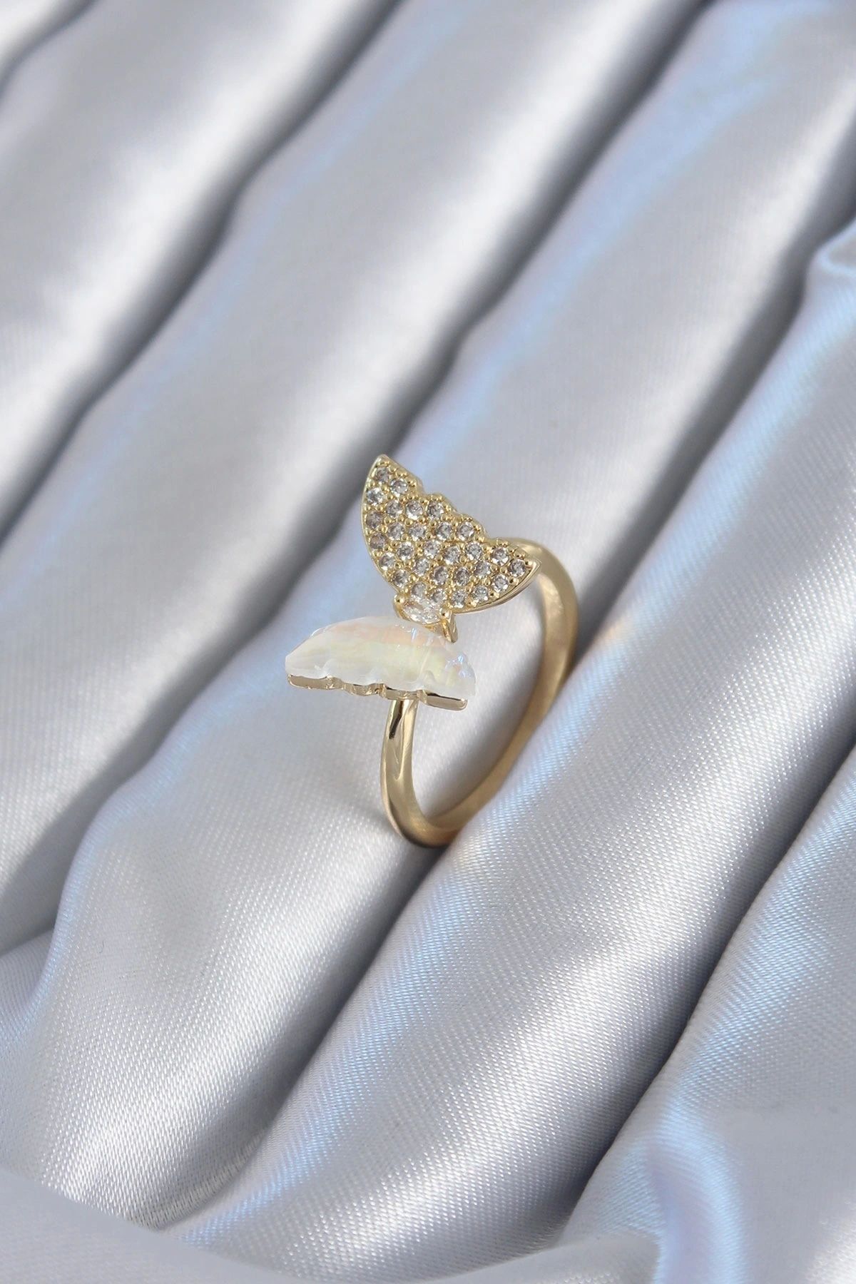 OurStyles Gold Renk Zirkon Taş Detay Pirinç Kadın Yüzük - TJ-BYK2815