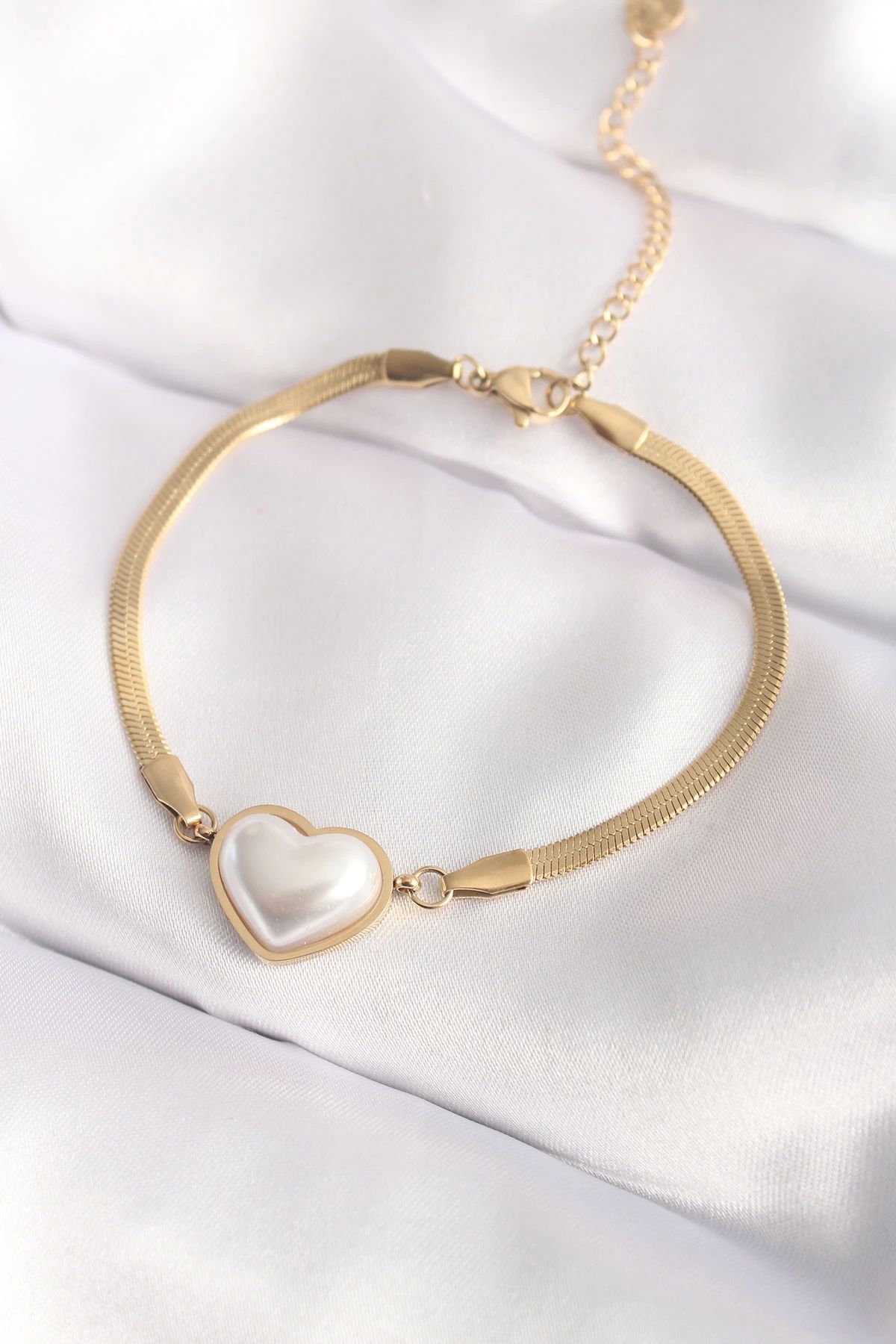 OurStyles 316L Çelik Gold Renk Bombeli Kalp Kadın Bileklik - TJ-BB6014