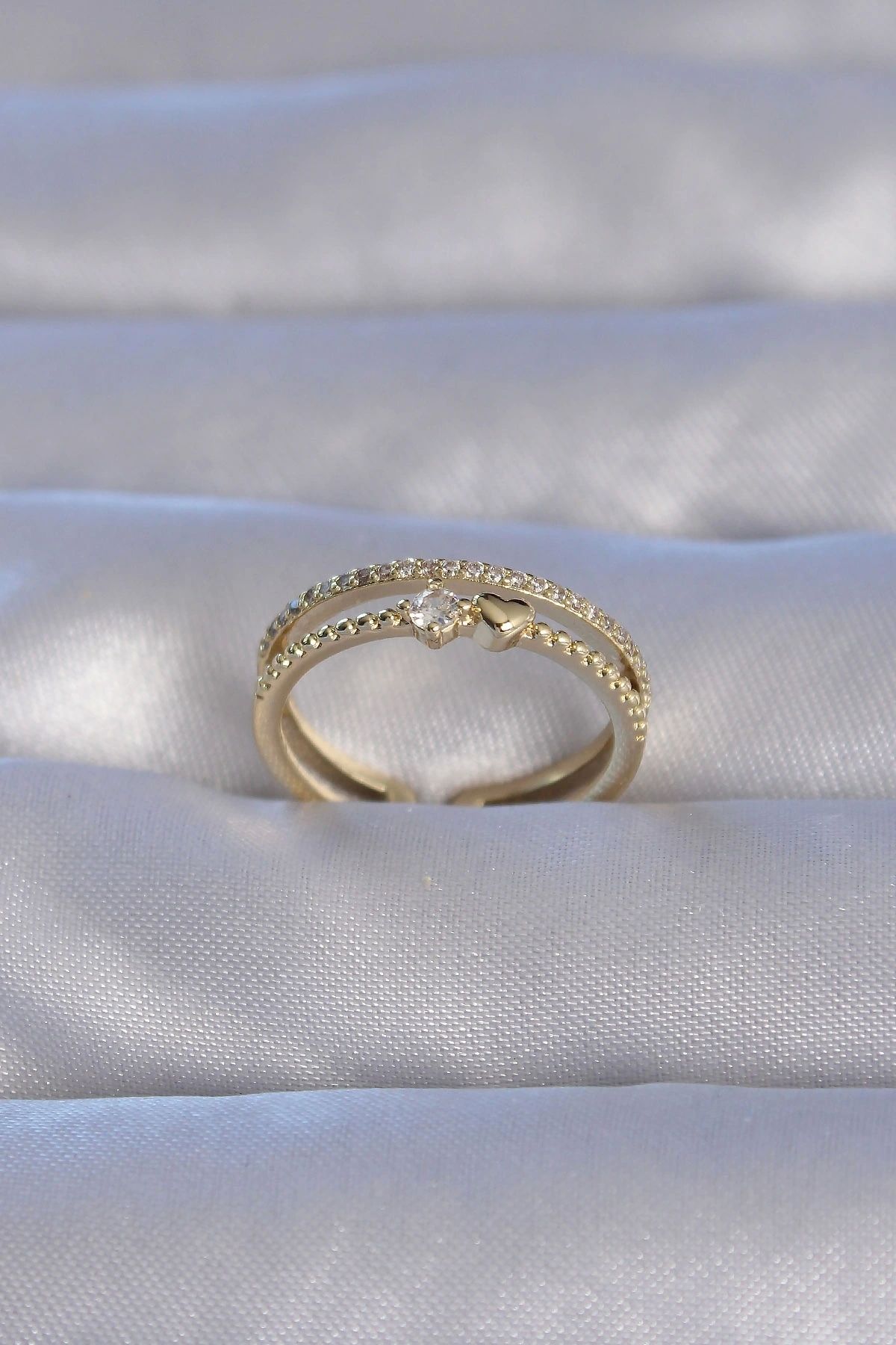 OurStyles Pirinç Gold Renk Zirkon Taşlı Kalpli Su Yolu Model Ayarlanabilir Yüzük - TJ-BYK3221