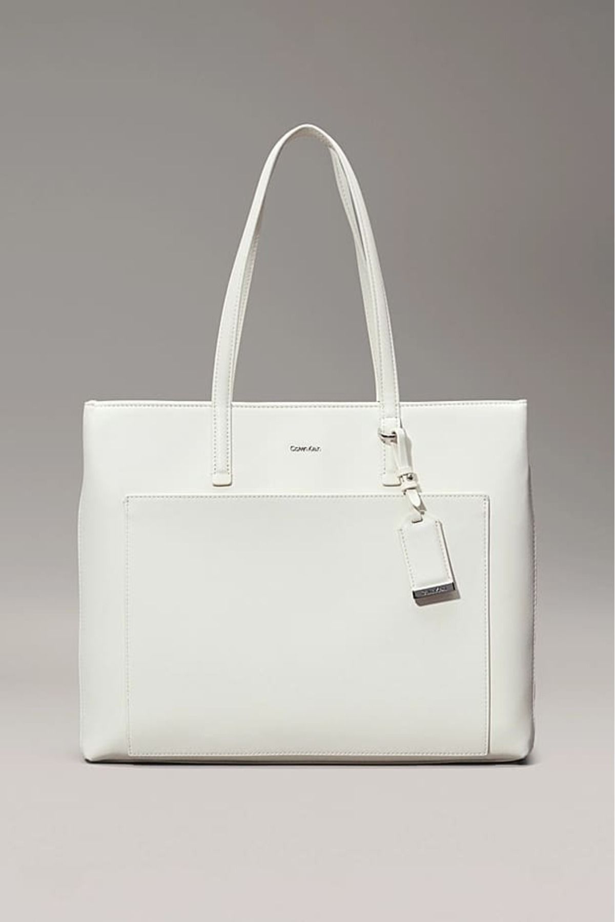Calvin Klein Kadın Ck Must Medium Shopper Omuz Çantası - Ekru