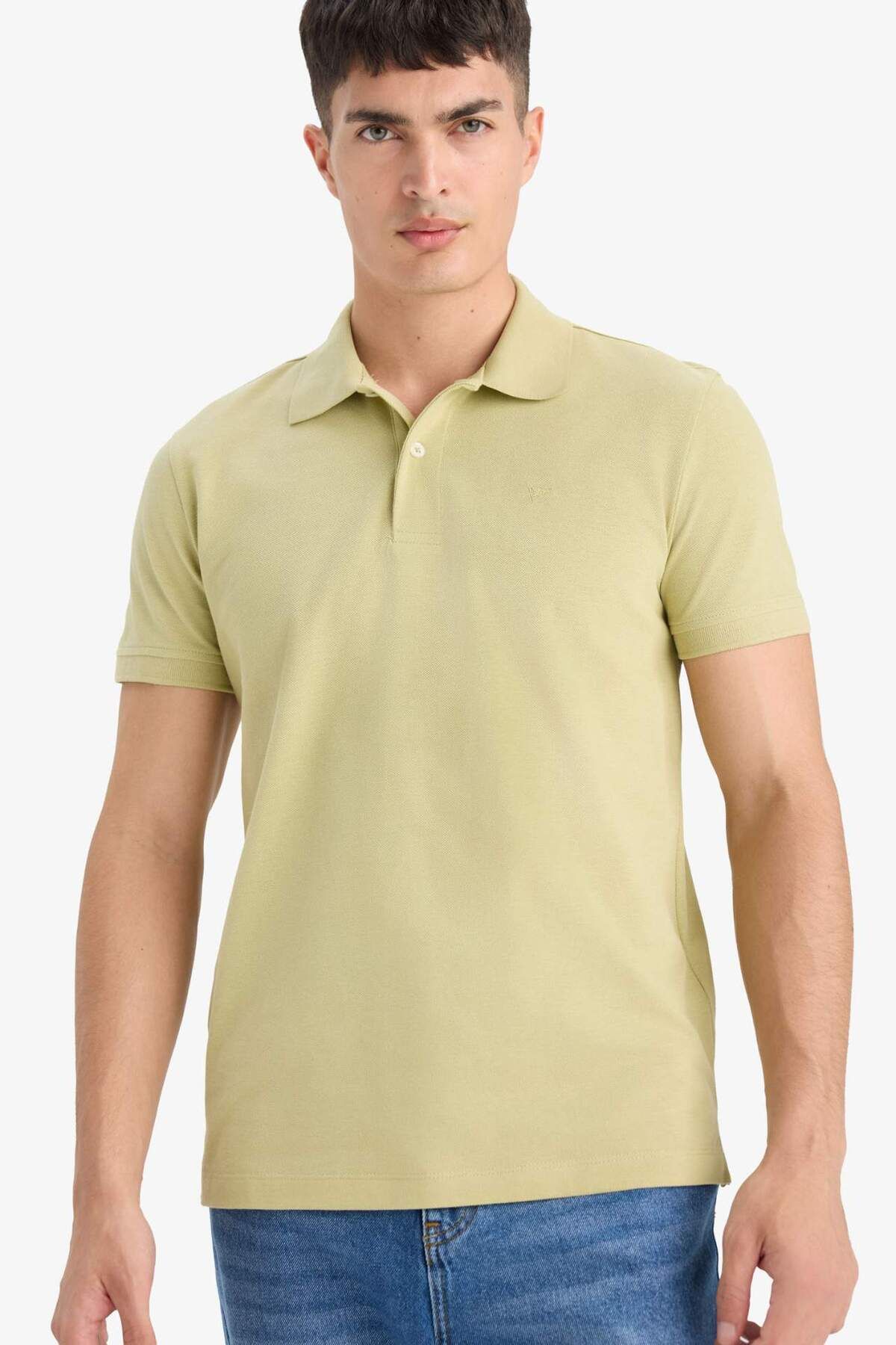 DeFacto %100 Pamuk Slim Fit Dar Kesim Kısa Kollu Pamuklu Nakışlı Pike Polo Tişört E2633AX25SM