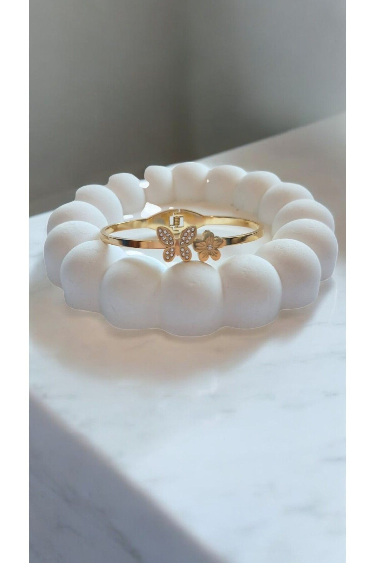 NOVA JEWELLERY Kelebek Modelli Paslanmaz Çelik Kelepçe