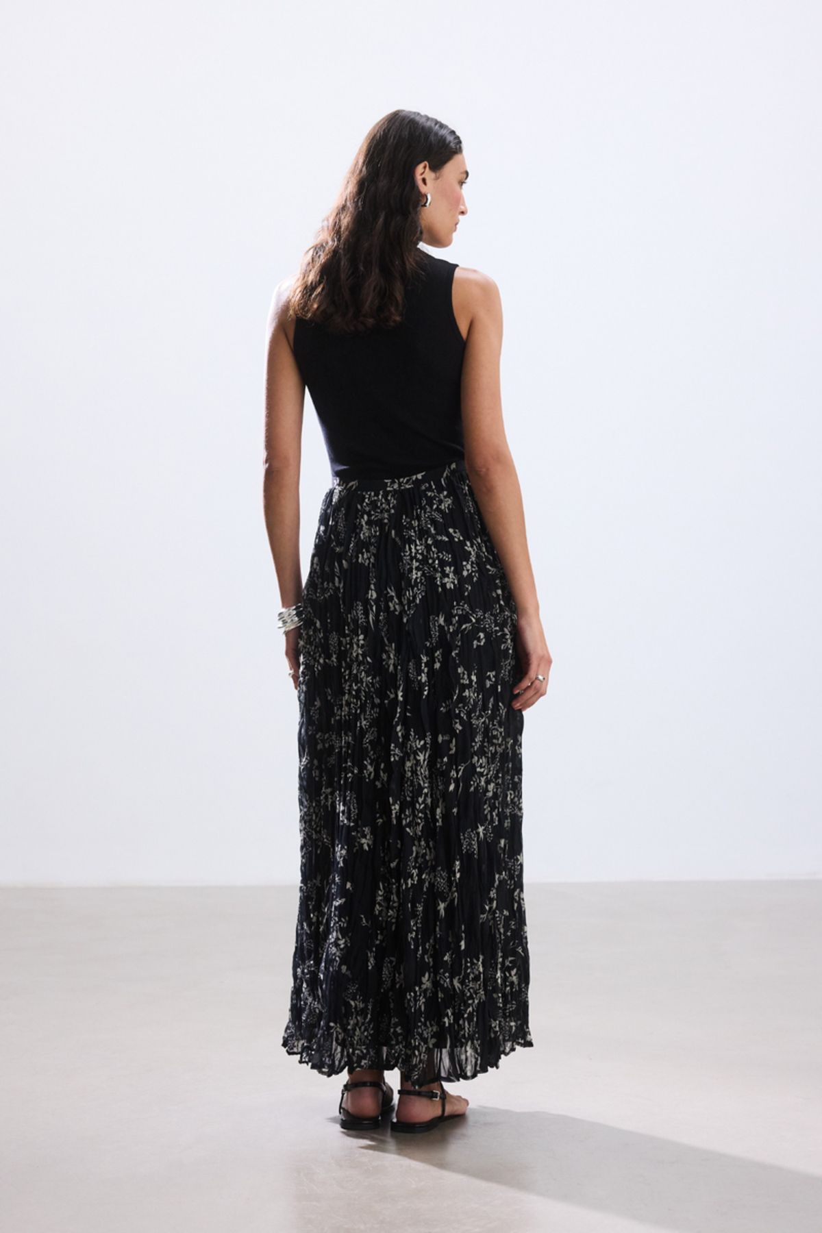 BE BLUE-Minimal Flower Patterned Skirt 6