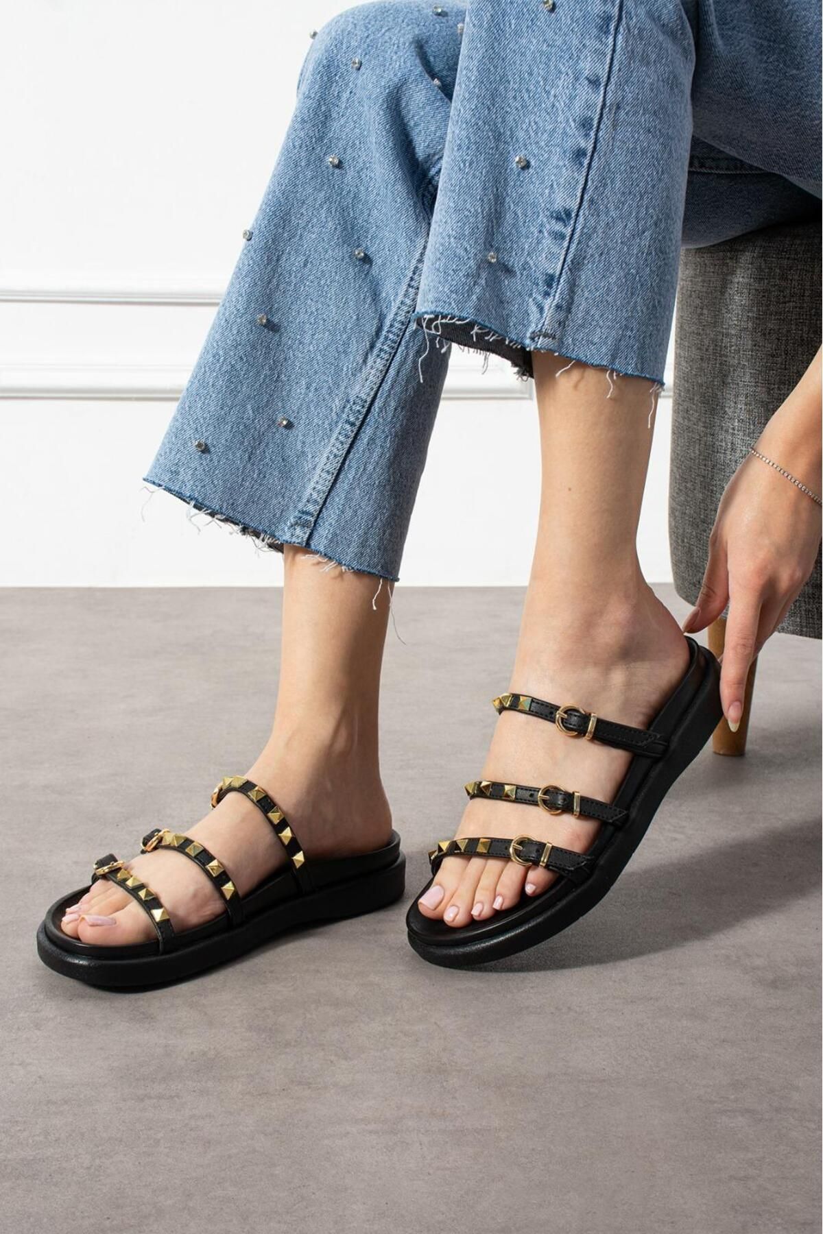 Stilbagshoes HALLİE ZIMBA TAŞ DETAYLI KADIN TERLİK SİYAH
