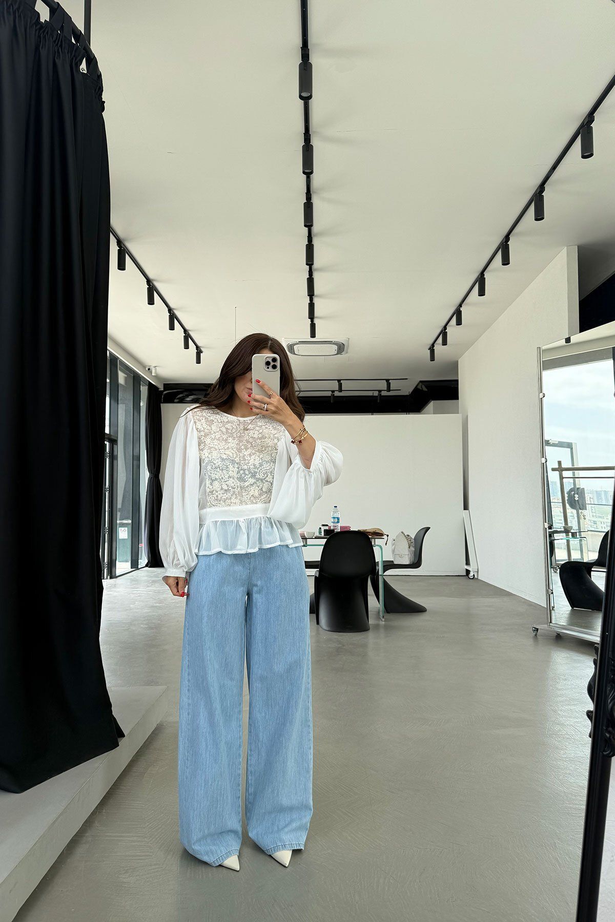 Özge Özgenç Beli Lastikli Bol Paça Jean