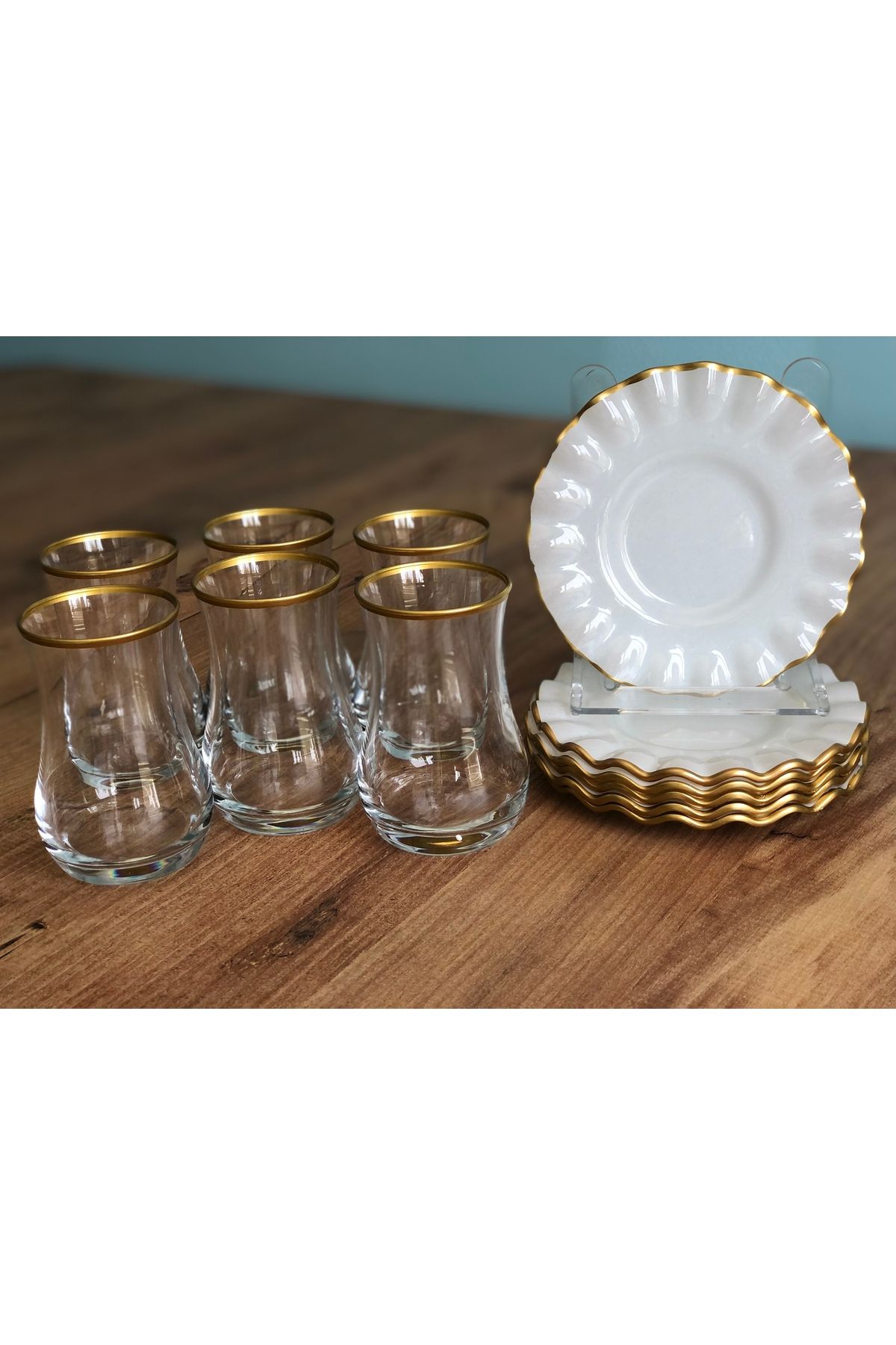 B&M Isabella Desenli Kıvrımlı 6 Kişilik Çay Seti 12 Parça