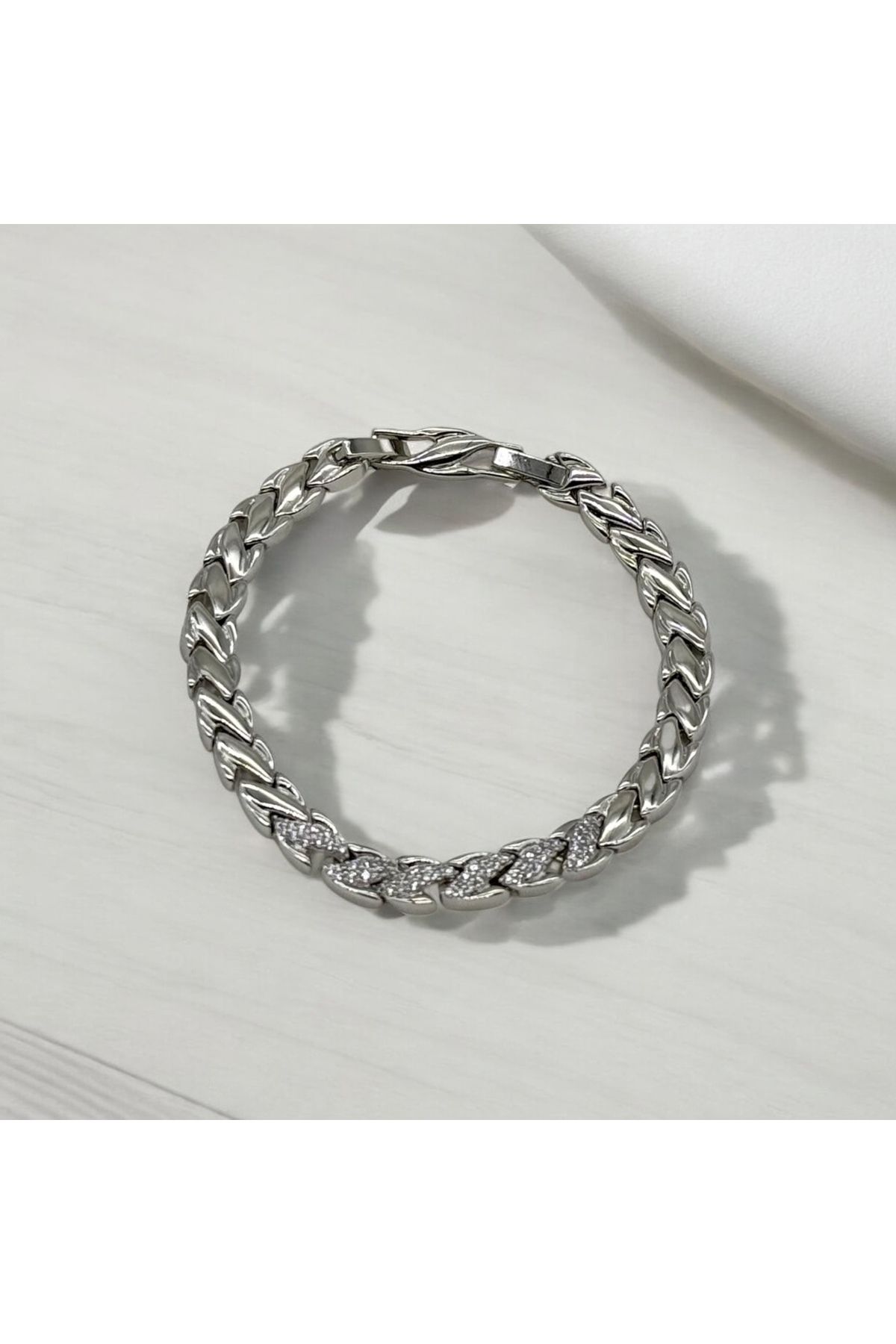 Lunays Xopıng Zirkon Taşlı Örgü Model Kadın Bileklik Renk Gümüş
