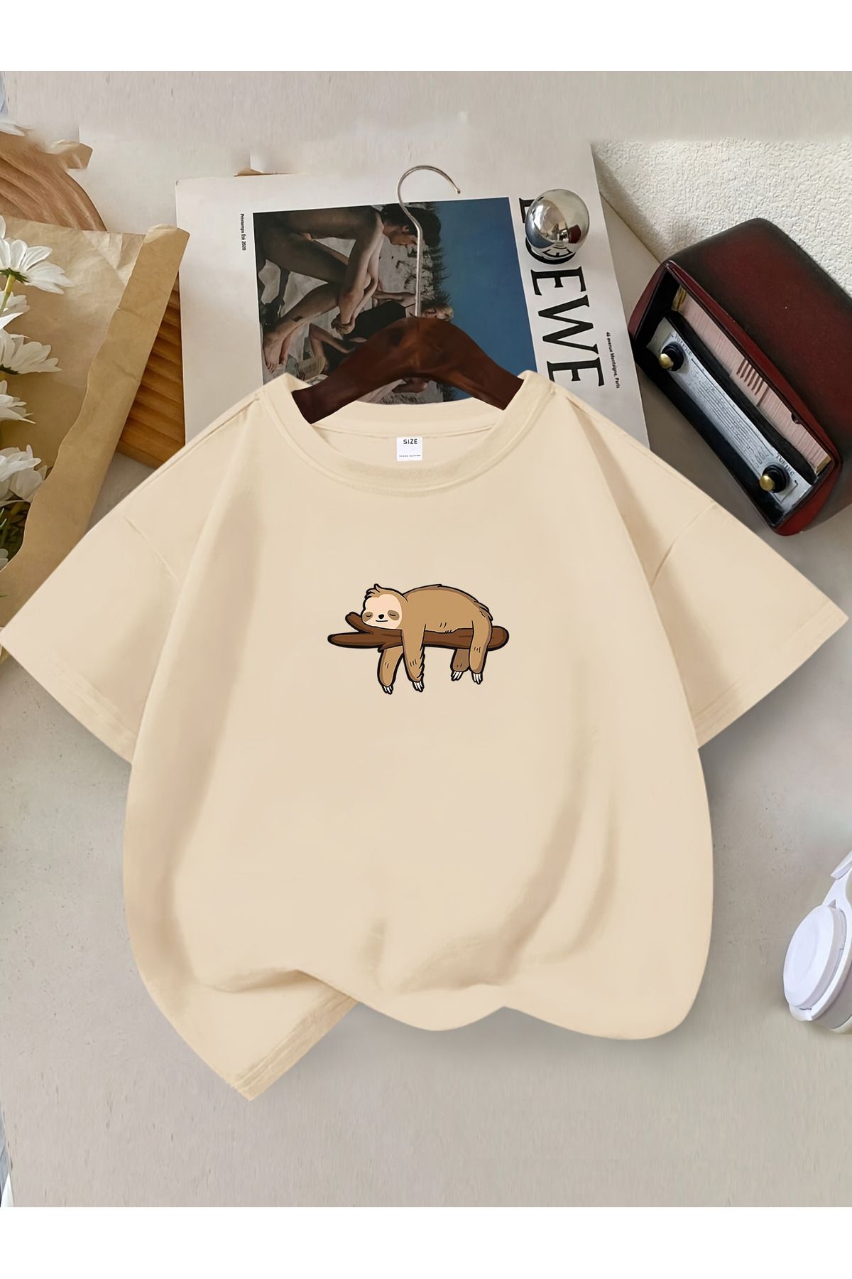 uyguntarz Çocuk Dalda Uyuya Kalmış Maymun Baskılı Tasarım Tshirt