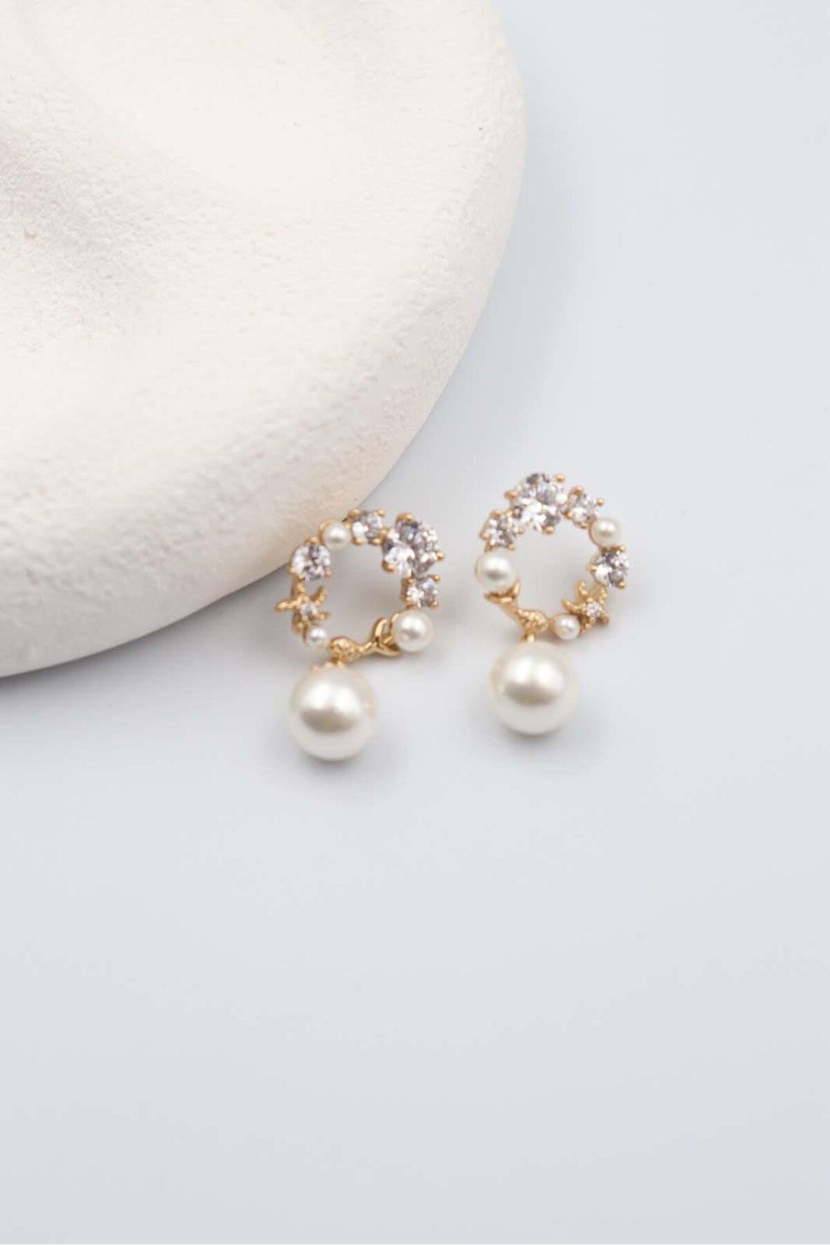 BY CANSU ACCESSORİES Giacinta Gold Küpe
