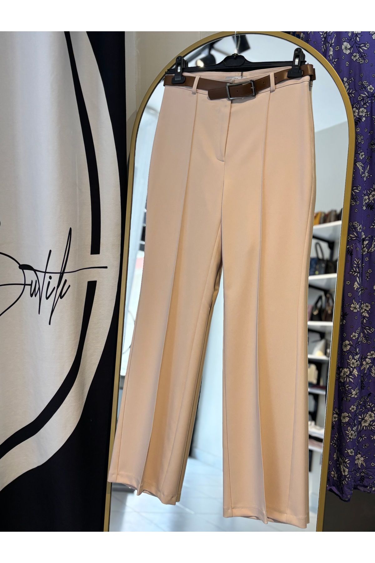 Butik Krem Kemerli Palazzo Pantolon