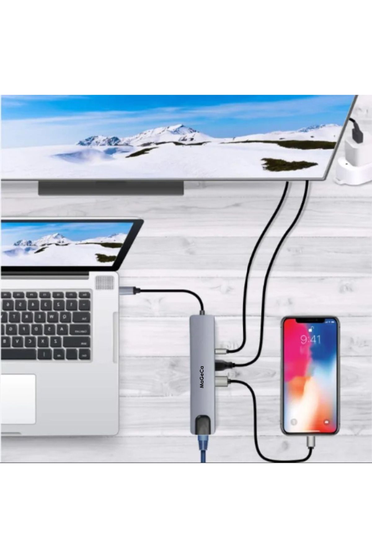 MaGeCa-Adaptor Multiport HUB MaGeCa 8 in 1 USB Type-C 4