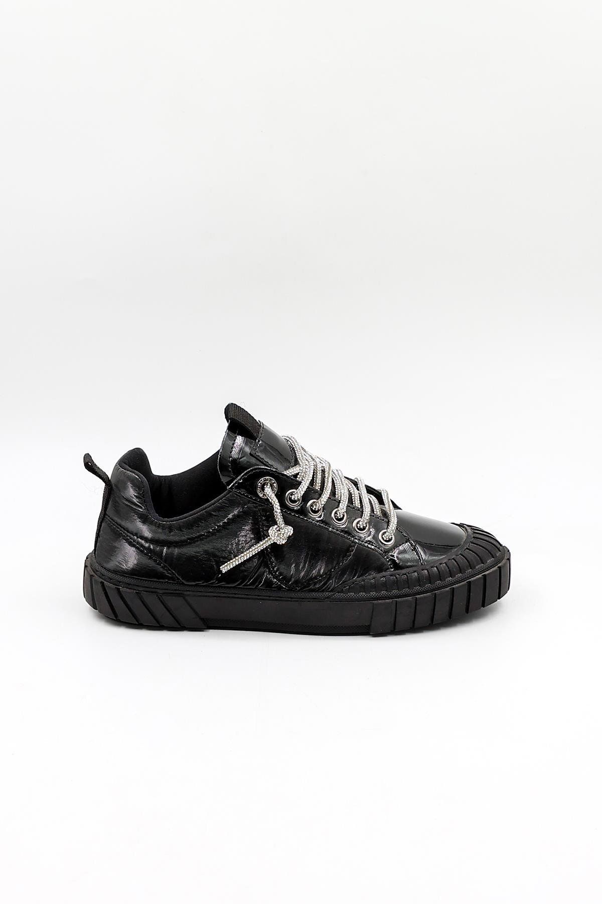 KRISTE BELL Paraşüt Kumaş Taşlı Bağcıklı Sneaker Kadın Spor Ayakkabı Kb2304 Siyah