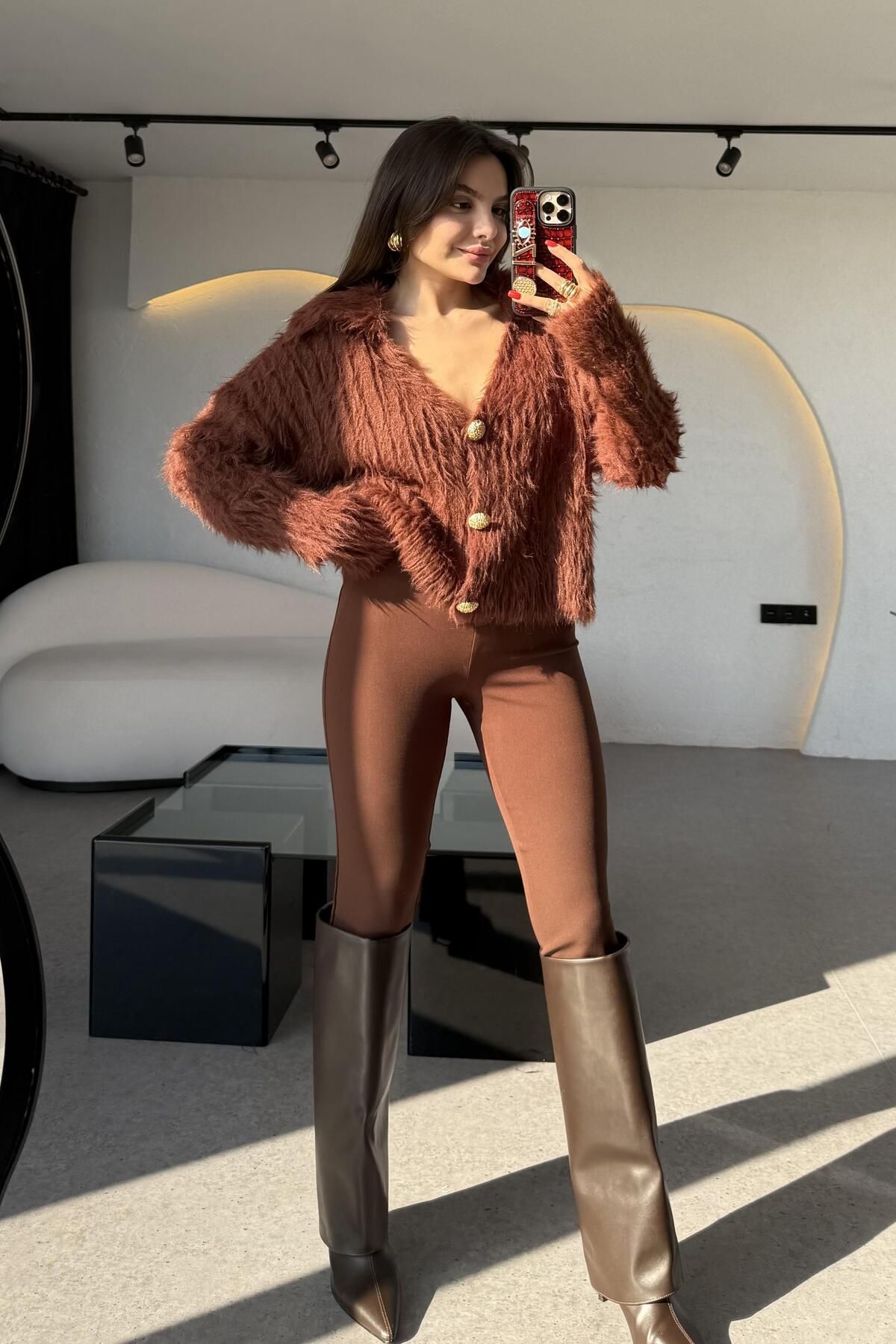 Gizem Ecemiş Kiara ultra yüksek bel Koyu Kahve dar paça
