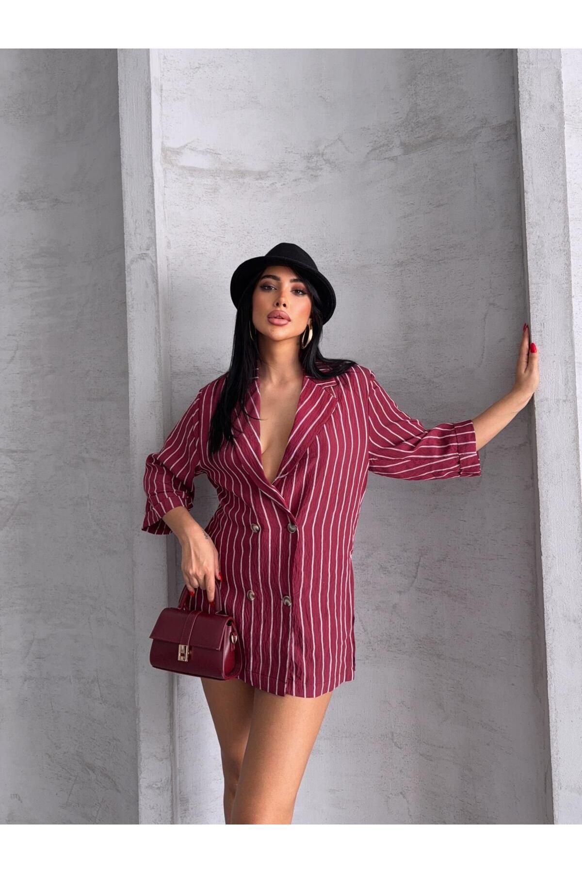LB Laluna Butik Kadın Yandan Yırtmaçlı Çizgili Blazer Ceket