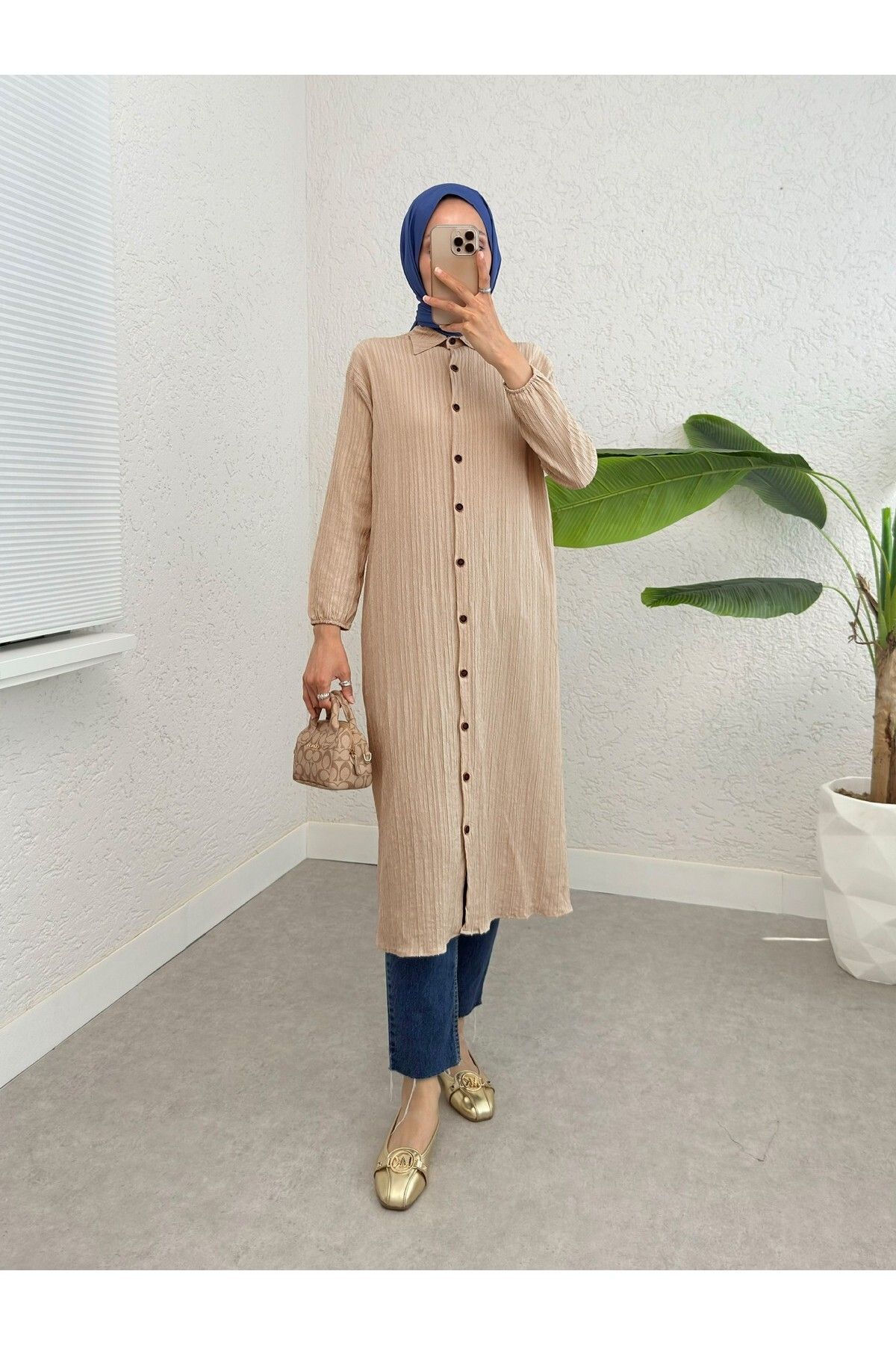 Modamorfo-Long Crinkle Tunic with Buttons and Elastic Sleeves - Mink 2