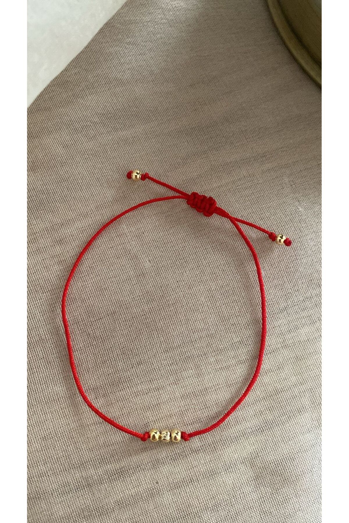 BAE ATOLYE Kırmızı Top Bileklik 3 taş