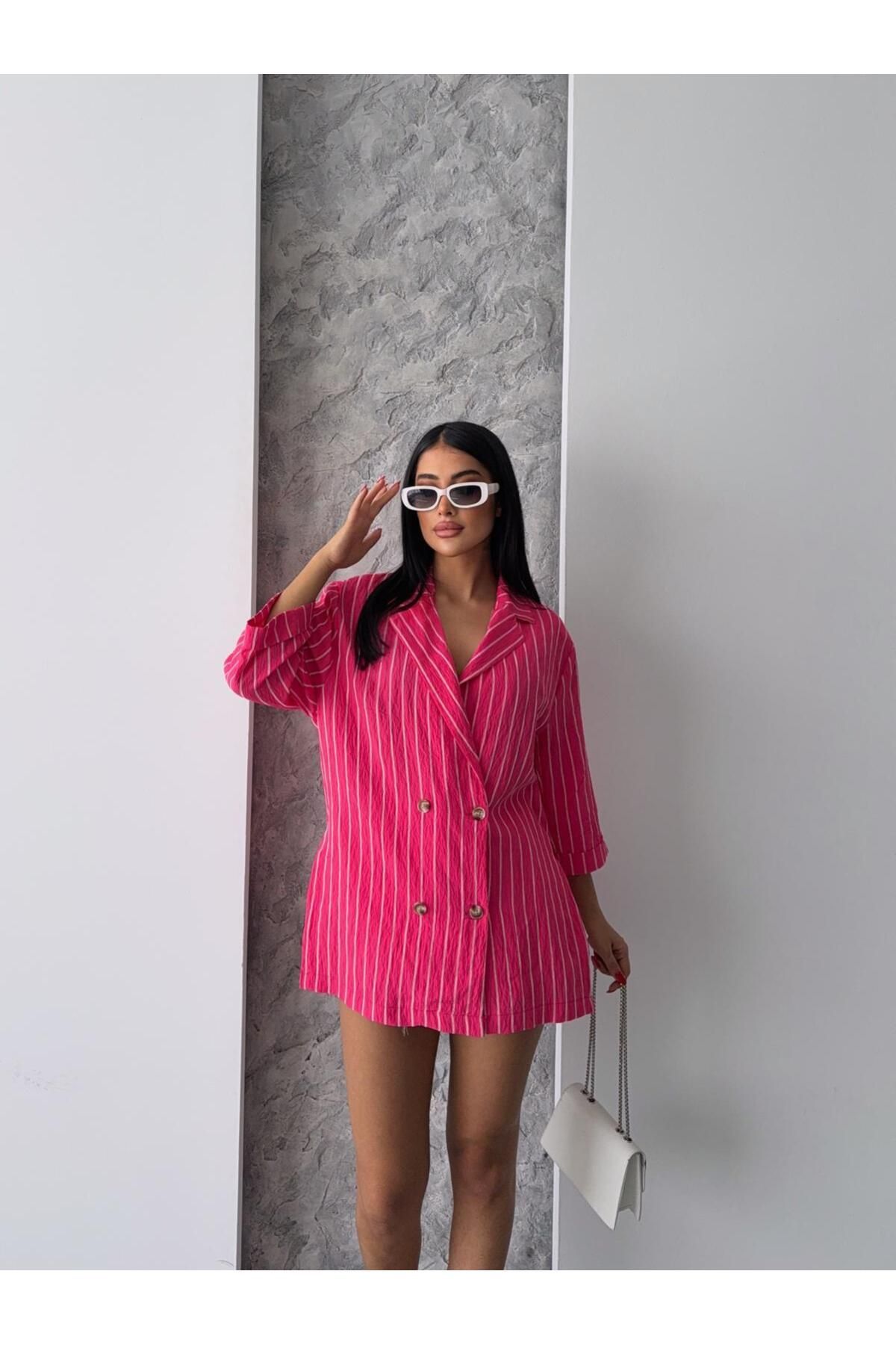 LB Laluna Butik Kadın Yandan Yırtmaçlı Çizgili Blazer Ceket