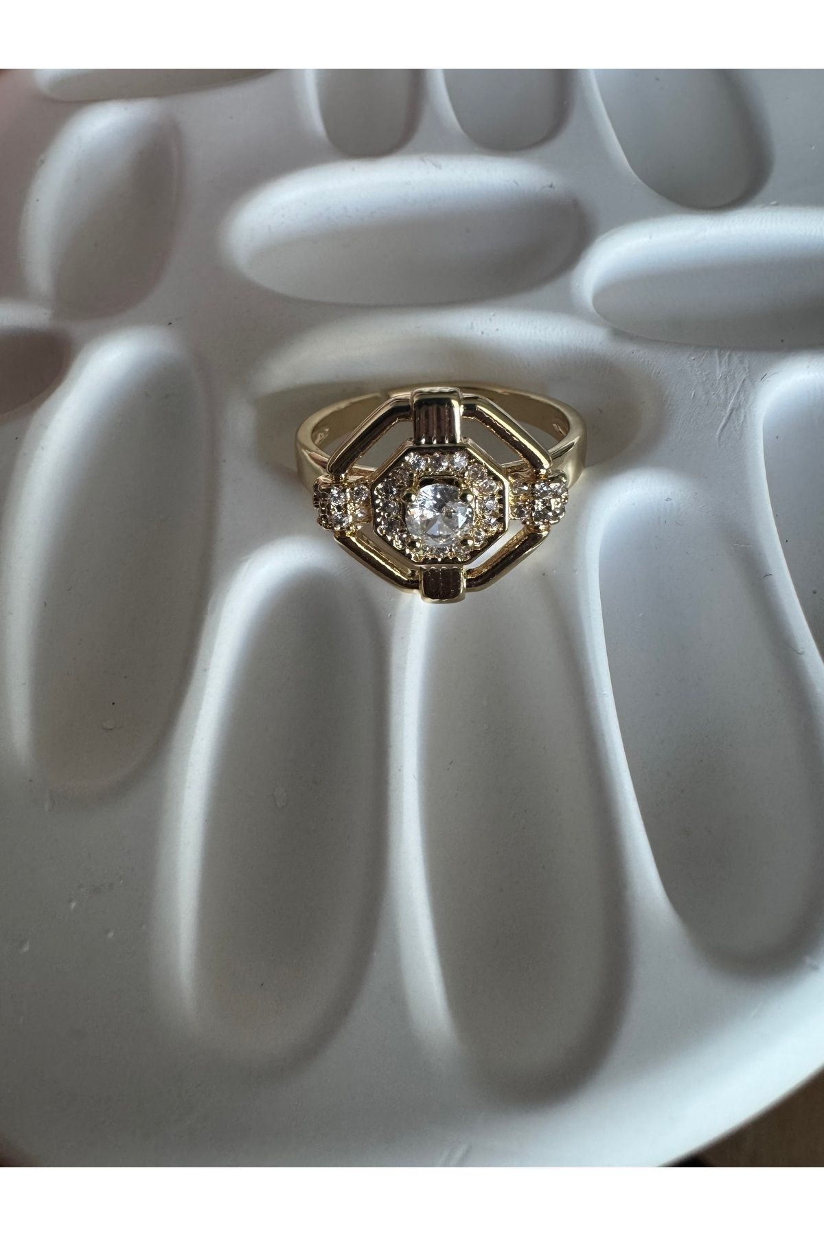Gilia Jewelry Zirkon Taşlı Ayarlanabilir Yüzük