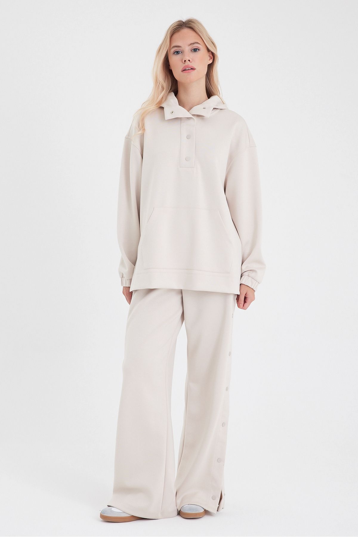 VENA-Ruby Wide Leg Elastic Waist Jogging Trousers with Snaps on the Side (Cupro) - Bone 8