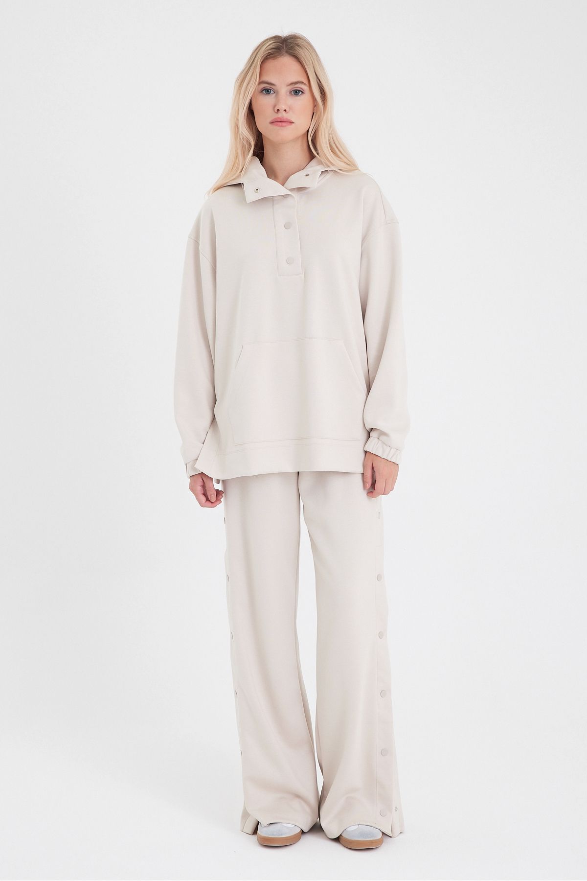 VENA-Ruby Wide Leg Elastic Waist Jogging Trousers with Snaps on the Side (Cupro) - Bone 2
