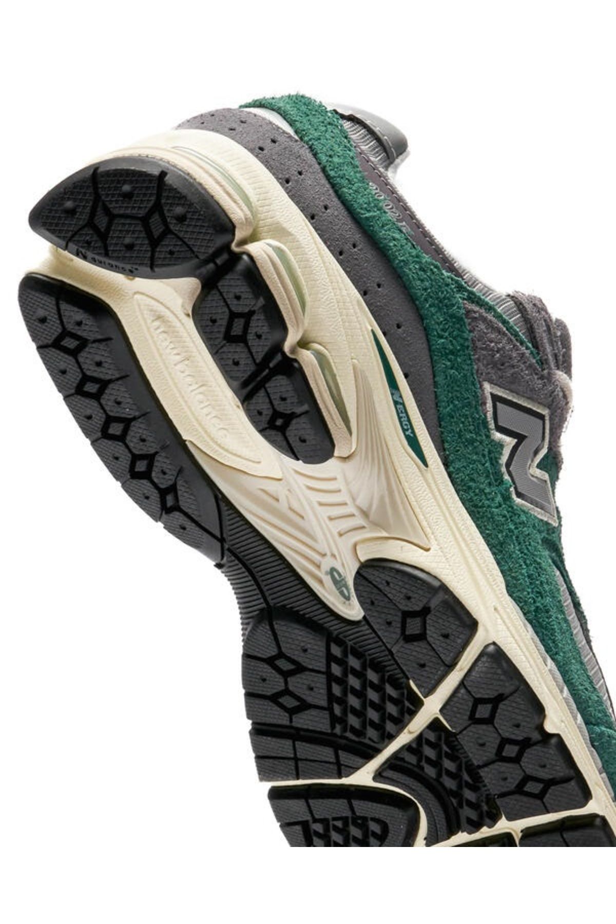 اسنیکر چند رنگ مردانه و زنانه کفش های یونیسکس اورجینال New Balance