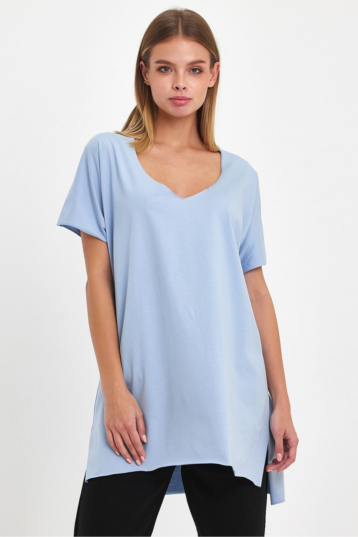 AMAZING CRASH-Women's V-Neck Slit Oversize Basic T-Shirt 5