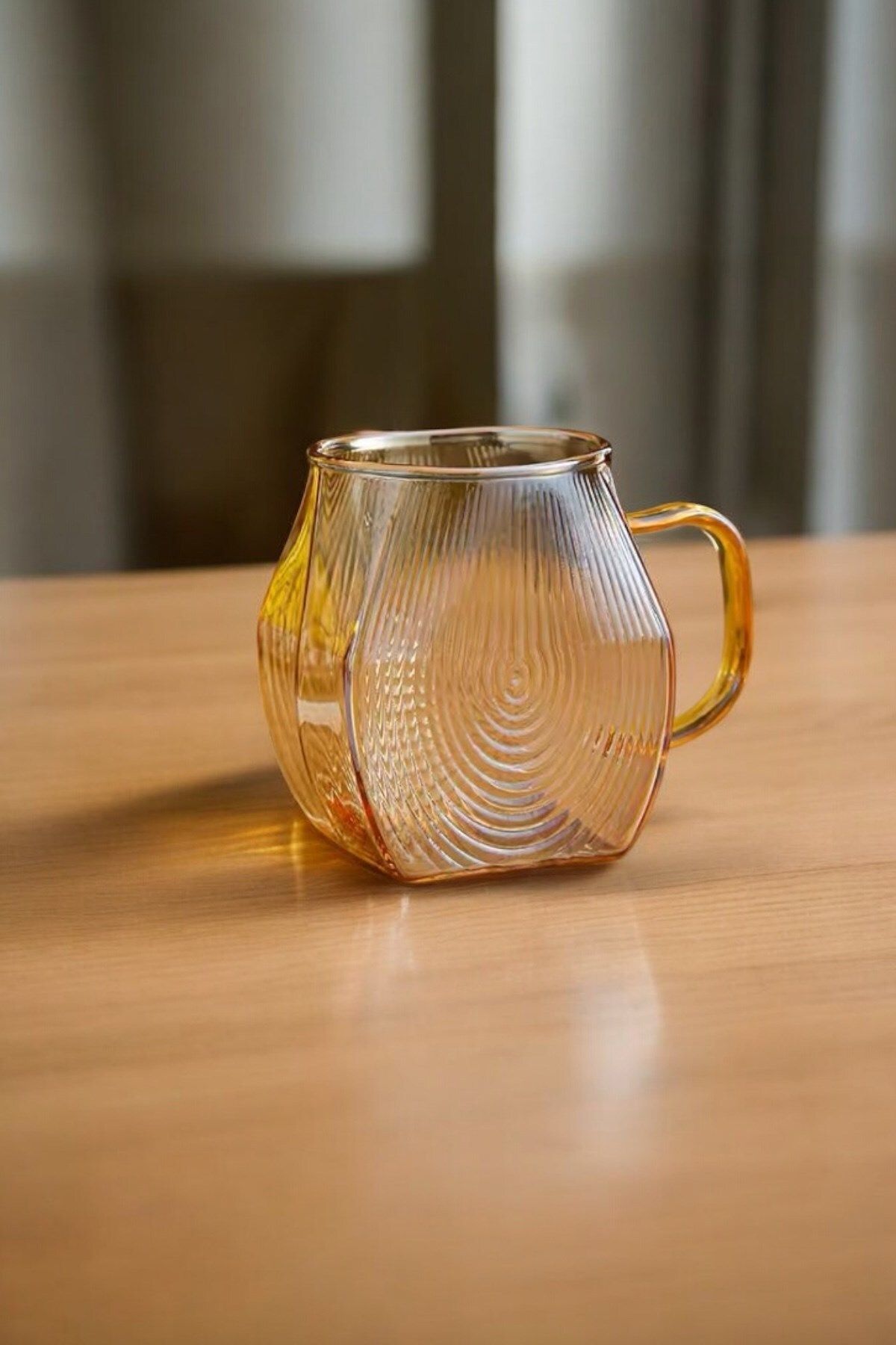 Qerhome Borosilikat Cam Amber Salyangoz Desenli Bardak 1 Adet 300 ML
