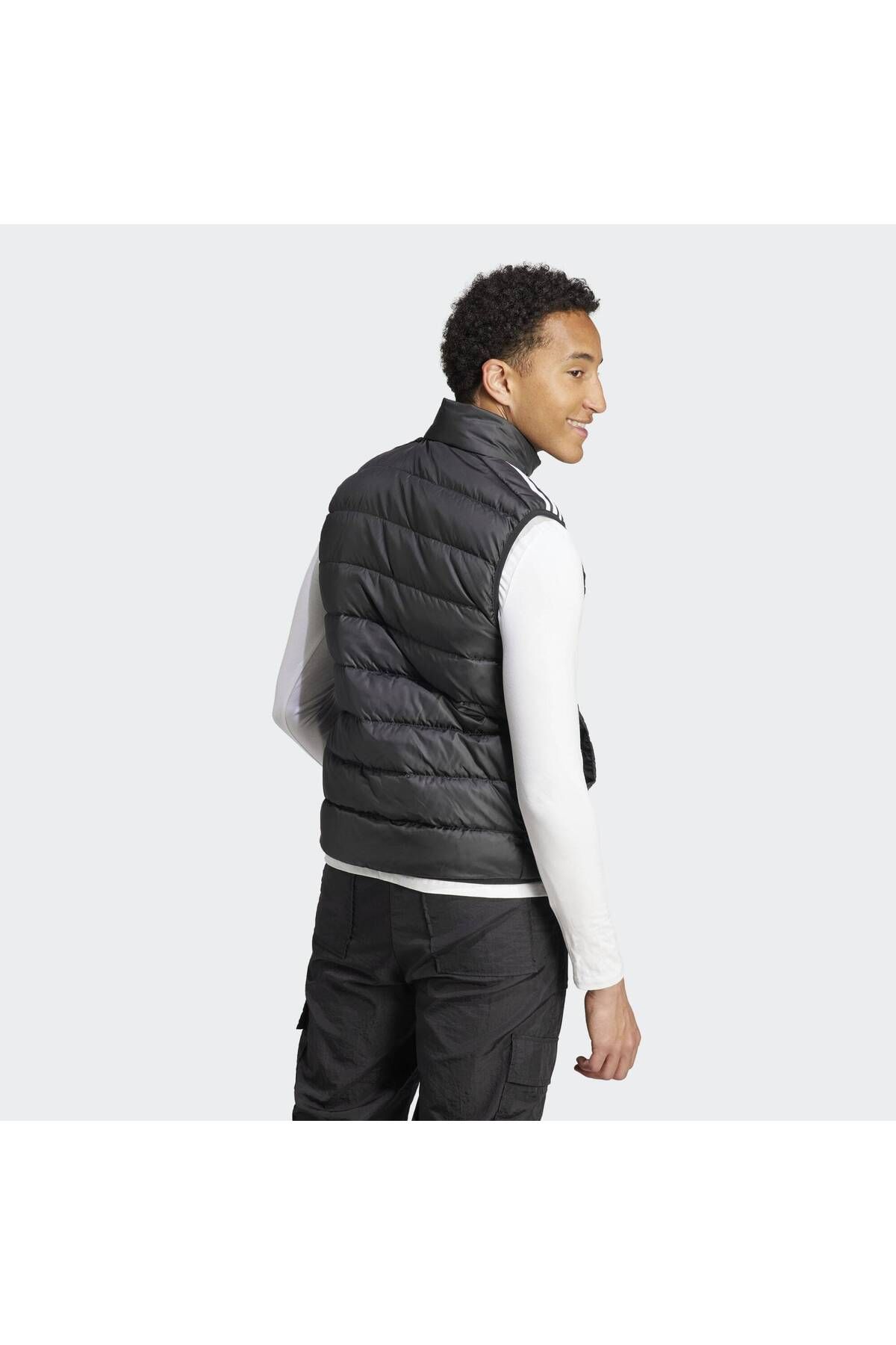 adidas-Essentials 3-Stripes Light down Vest 5