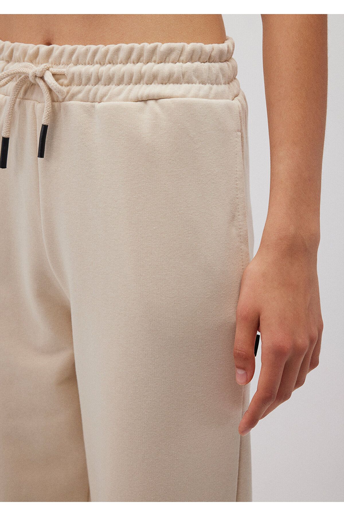 Mavi-Beige Sweatpants - Basic Model 1600903 -70072 5