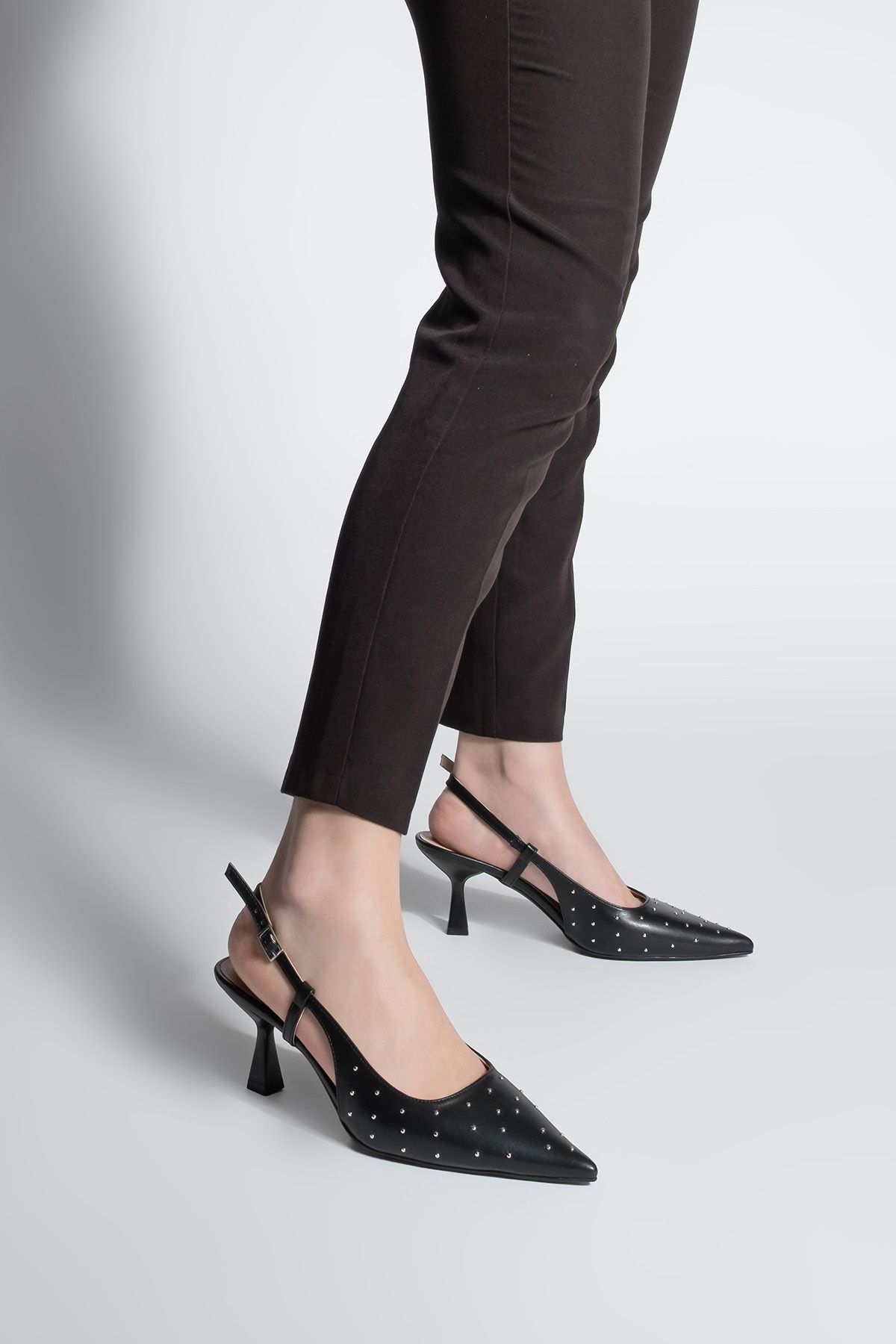 استیلتو زنانه STILETTO در پشت کفش پاشنه بلند با TIMON مشکی را نشان داد Marjin