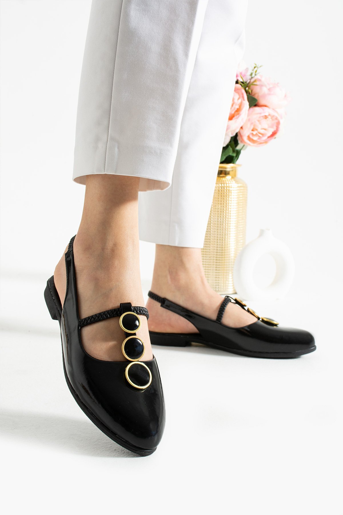 Slipcat  Önü Kapalı Taşlı Arkası Açık Düz Taban Babet Sandalet - Görsel 3