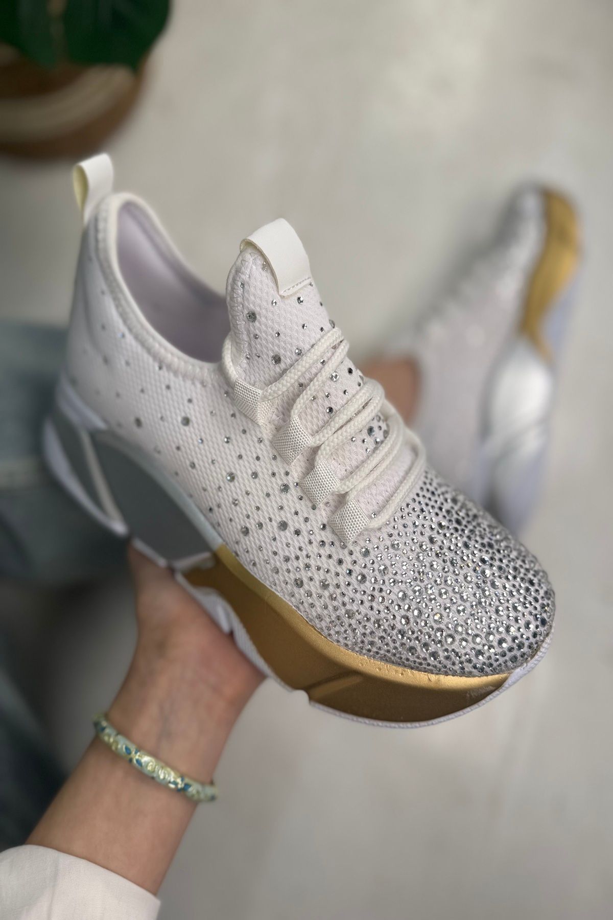Nstil Günlük Kadın Spor Ayakkabı Taşlı Bağcıklı Hafif Kalın Yüksek Renkli Taban Yürüyüş Sneaker 403