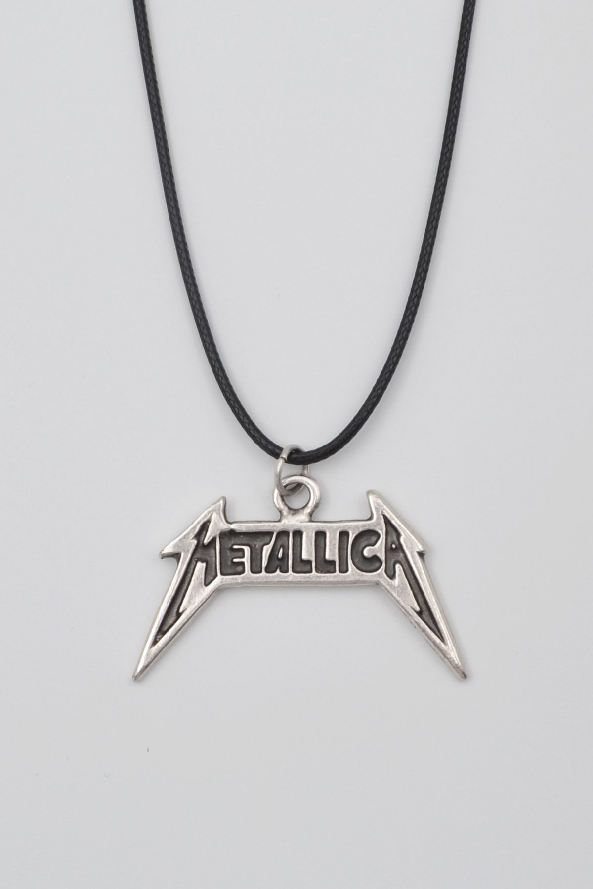 Bu Farklı Metallica Yazılı Kolye - PU Deri İp Zincirli Unisex Gümüş Kaplama - 60 cm