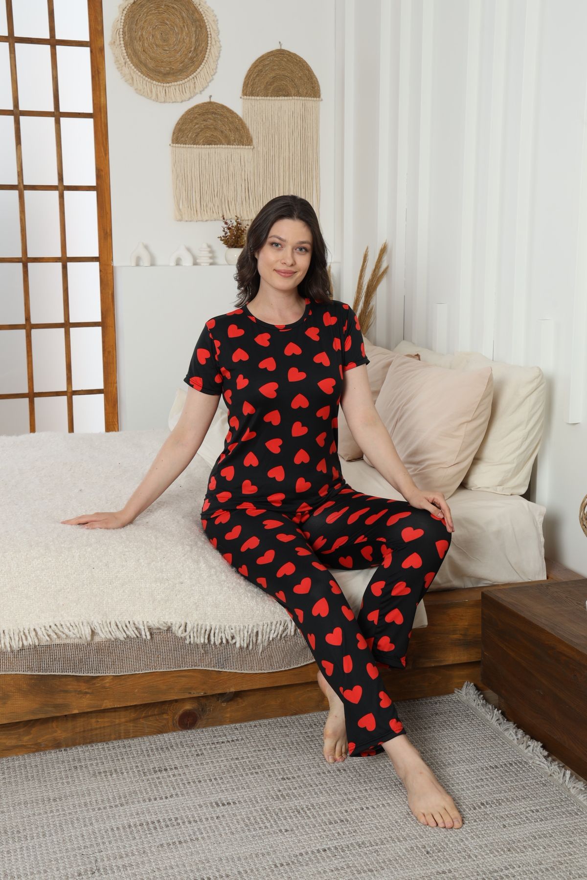 LİLA İÇ GİYİM Milan Kalp Desenli Siyah Pijama Takımı