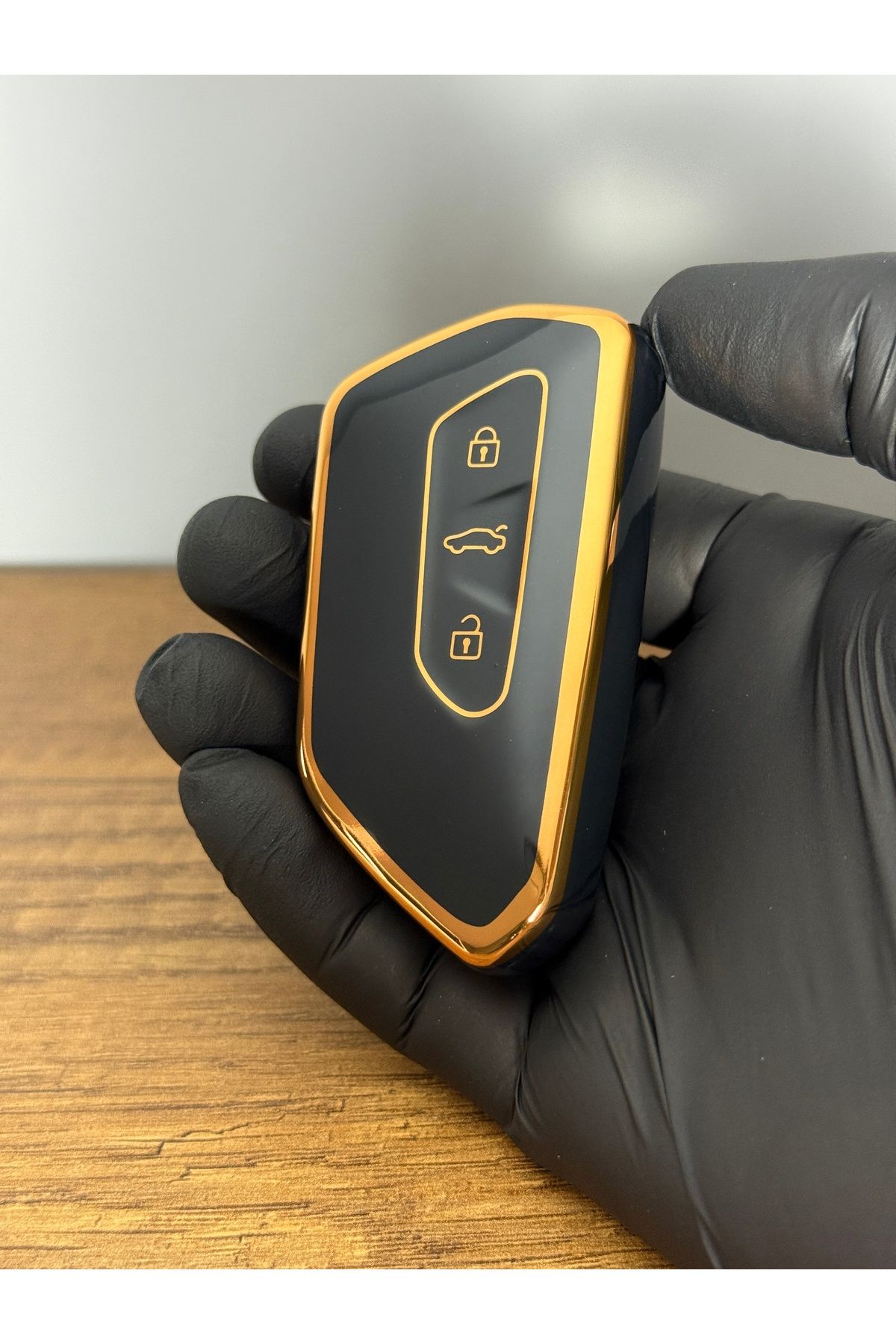Mavi Keys Volkswagen Golf 8 Smart Uyumlu 3 Düğmeli Silikon Anahtar Koruma Kılıfı – Nano – Siyah Renk