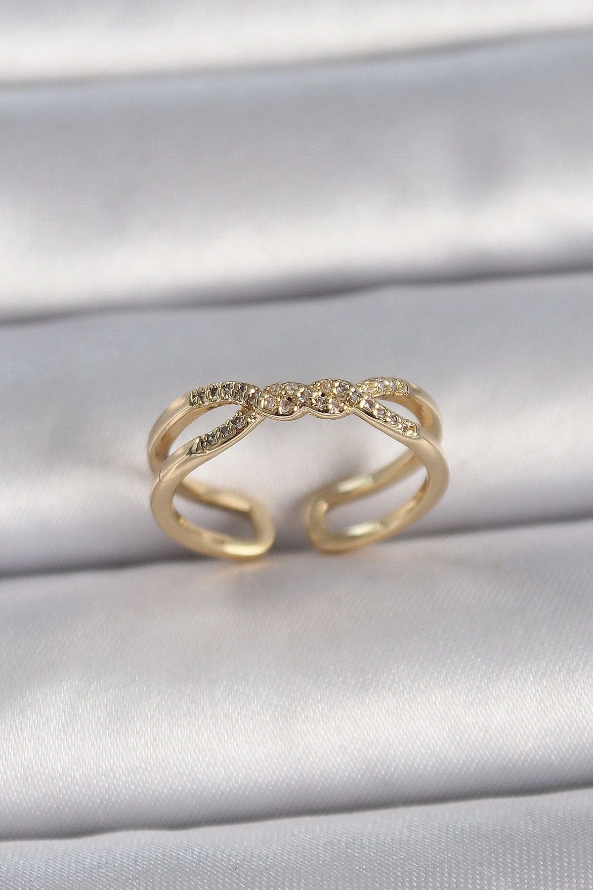 OurStyles Pirinç Gold Renk Ayarlanabilir Zirkon Taşlı Sarmal Model Kadın Yüzük - TJ-BYK3400