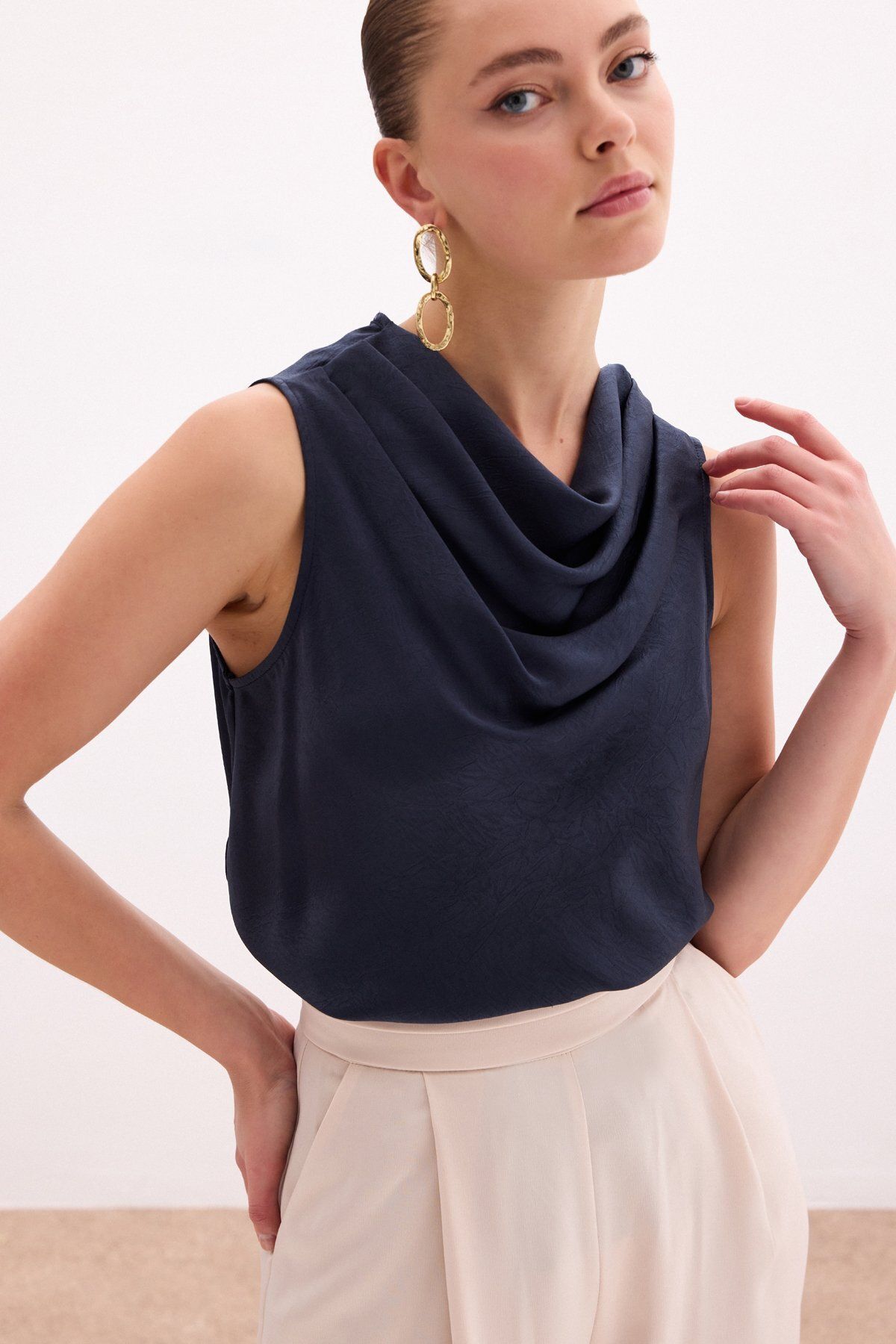 Sateen Degaje Yaka Saten Bluz - Lacivert