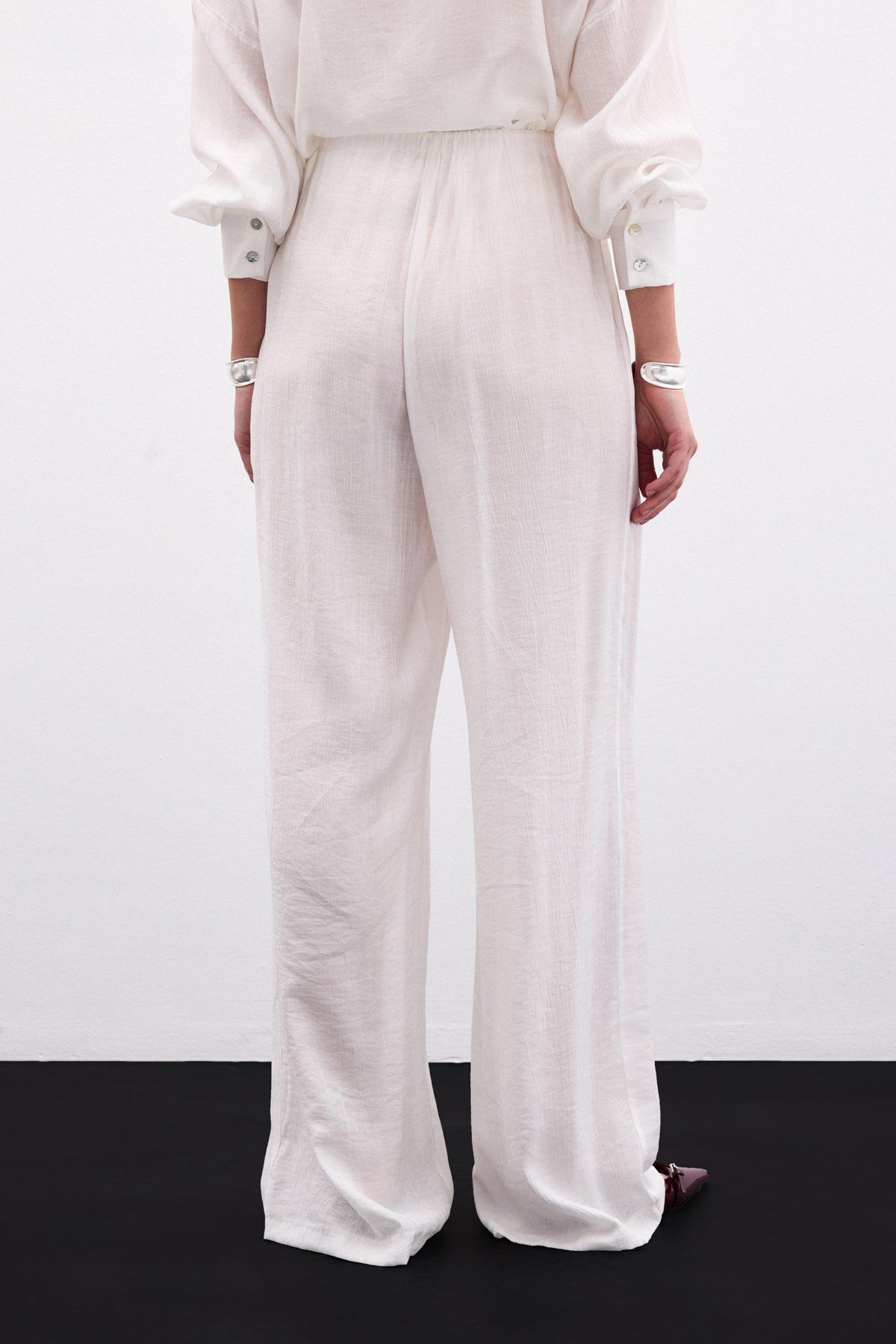 Sateen-Elastic Waist Trousers - Ecru 8