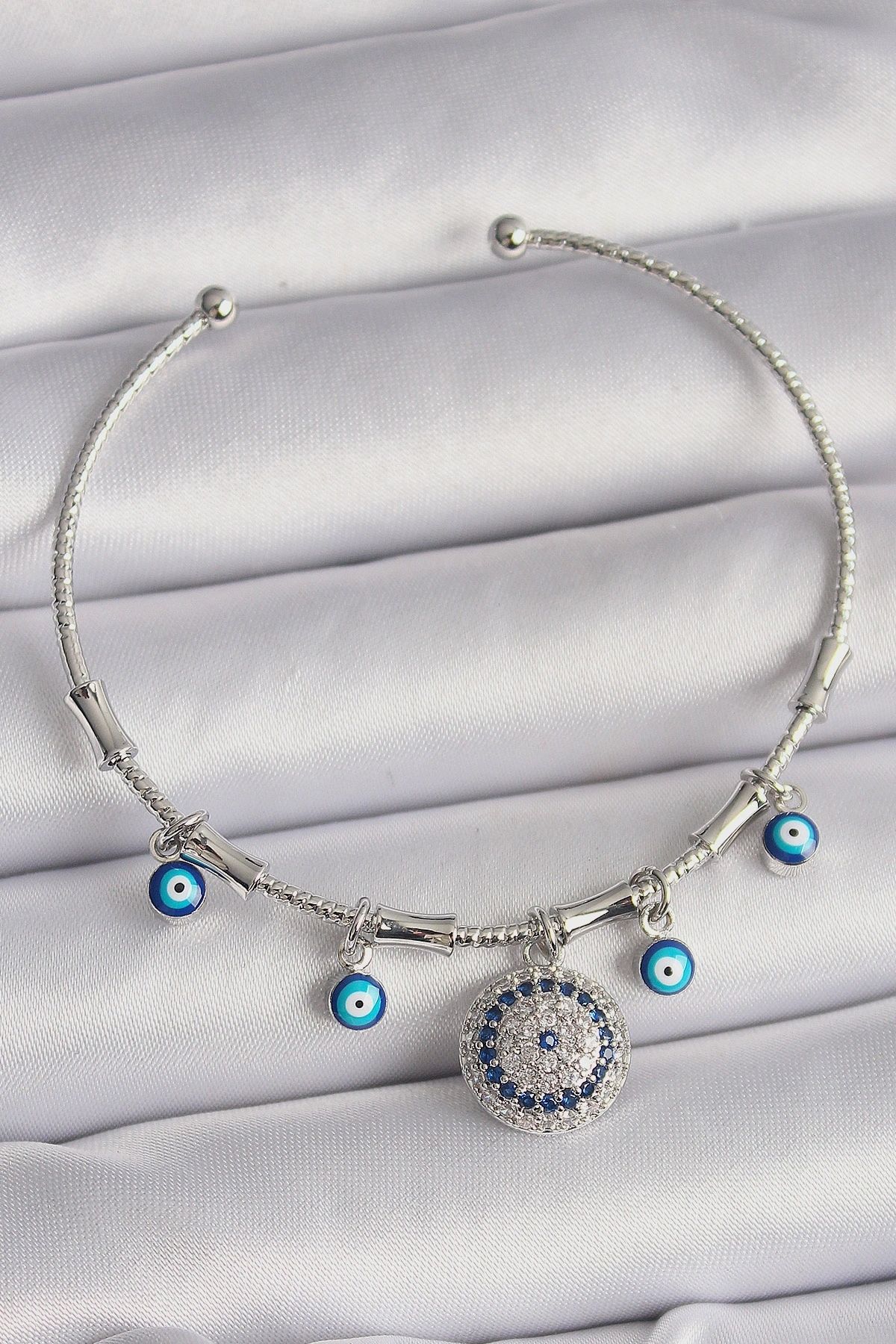 OurStyles Pirinç Gümüş Renk Sallantı Zirkon Taşlı Nazar Boncuk Figür Charm Bileklik - TJ-BB6558