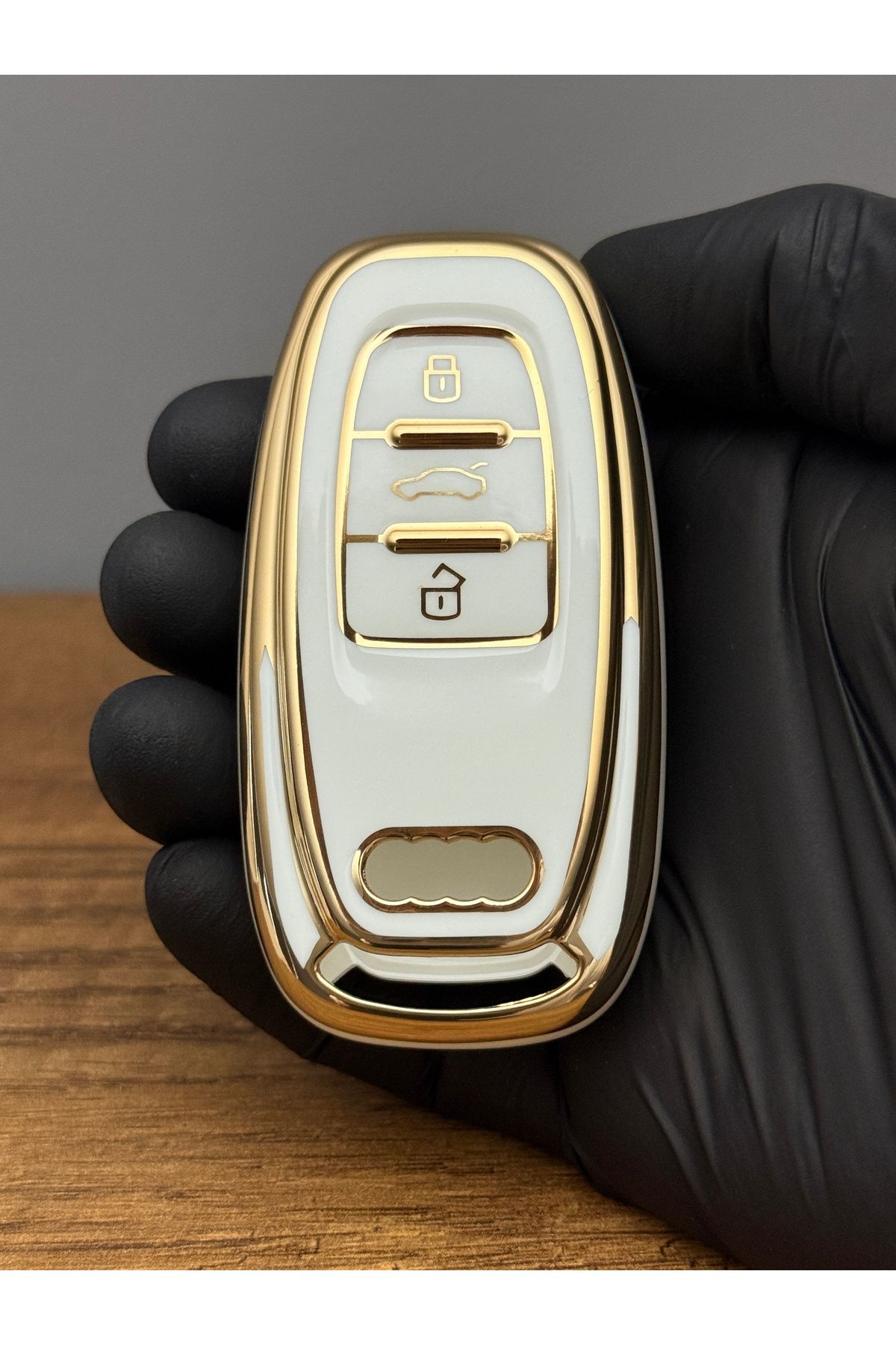 Mavi Keys Audi A4, A5, Q5, A6, A7, A8 Smart Uyumlu 3 Düğmeli Silikon Anahtar Koruma Kılıfı Beyaz Renk