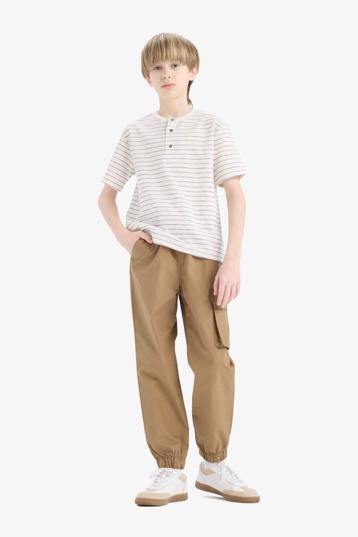 DeFacto Erkek Çocuk Kargo Jogger Standart Paça Paraşüt Pantolon E5036A825SP